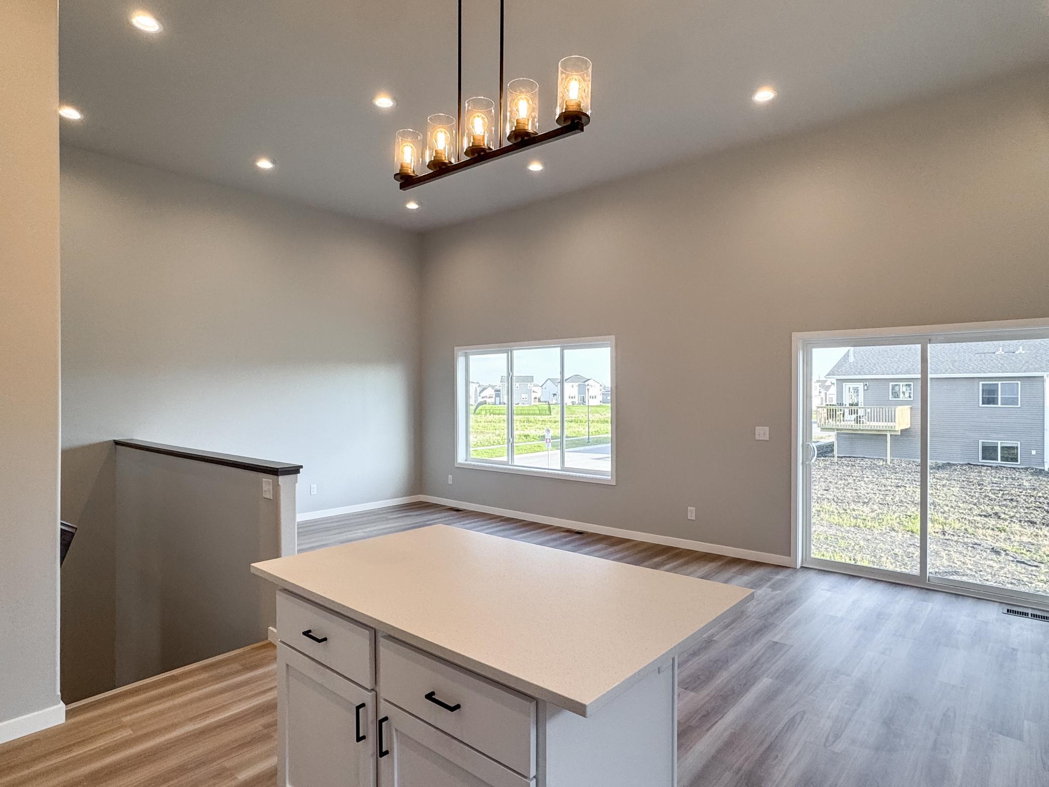 2025 single family home for sale at 1105 Jill Drive W in West Fargo, ND — 3 bed, 2 bath (photo 8 of 35)