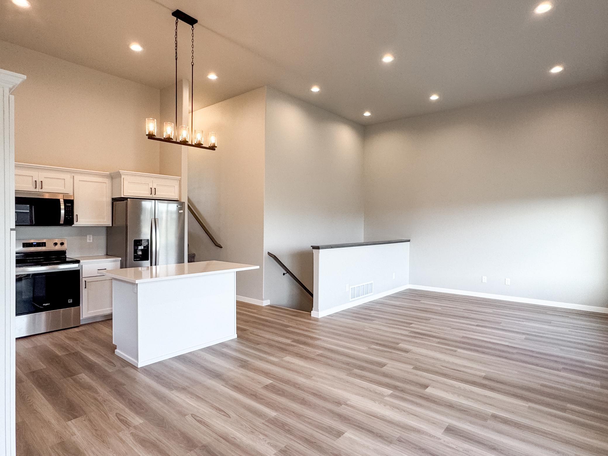 2025 single family home for sale at 1105 Jill Drive W in West Fargo, ND — 3 bed, 2 bath (photo 9 of 35)