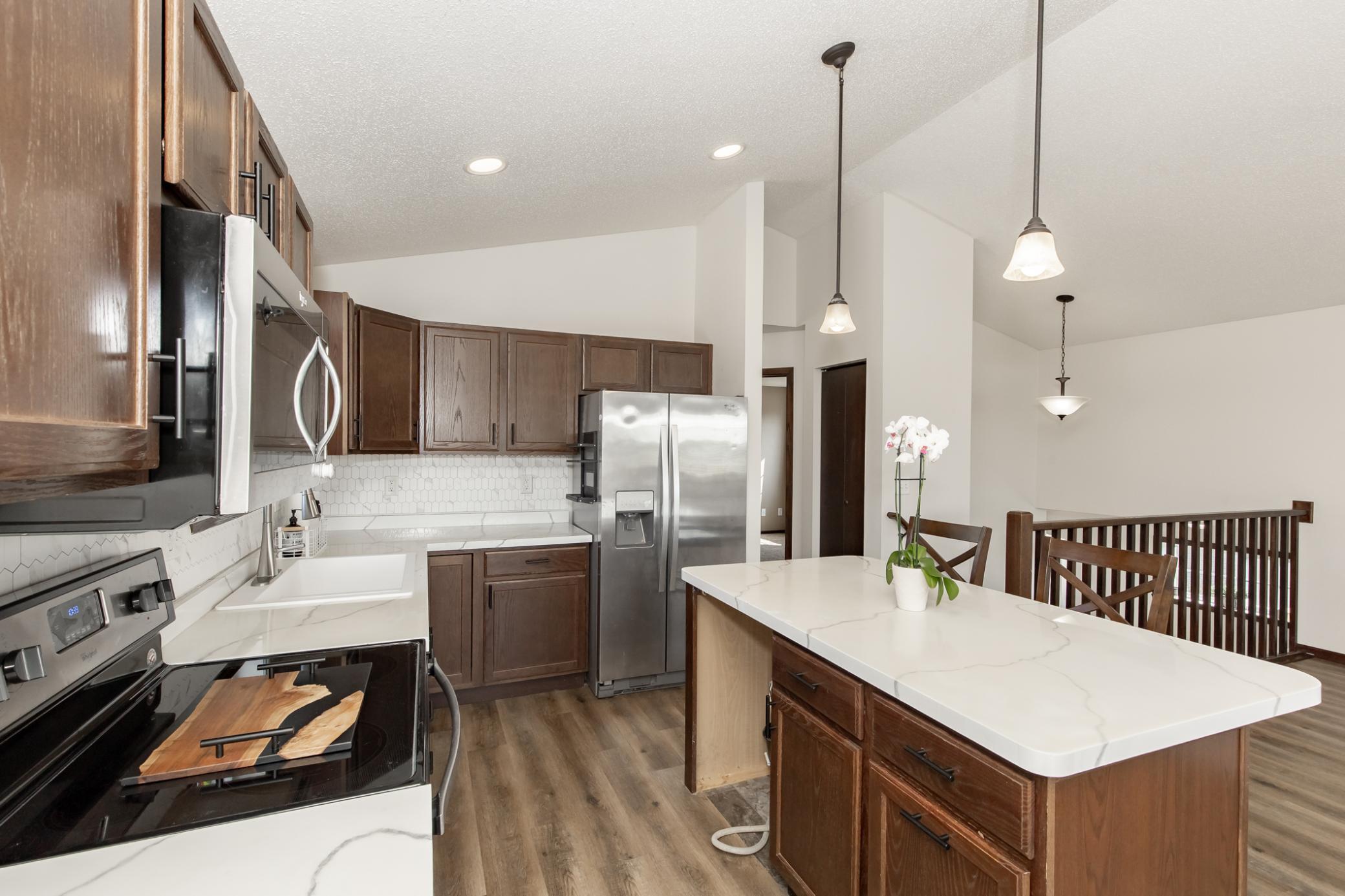 2016 single family home for sale at 613 5th Street E in Horace, ND — 3 bed, 2 bath (photo 12 of 38)