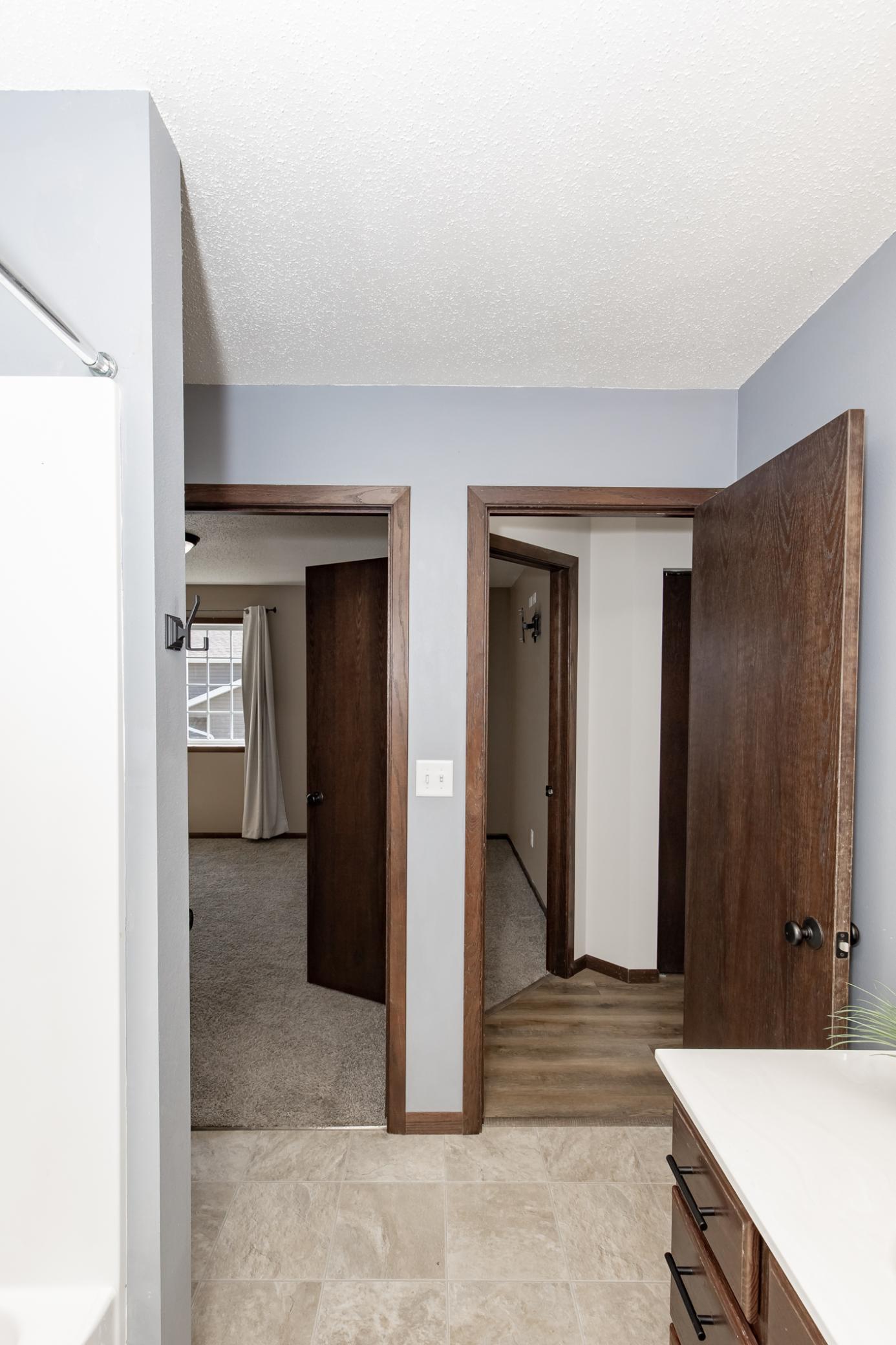 2016 single family home for sale at 613 5th Street E in Horace, ND — 3 bed, 2 bath (photo 19 of 38)
