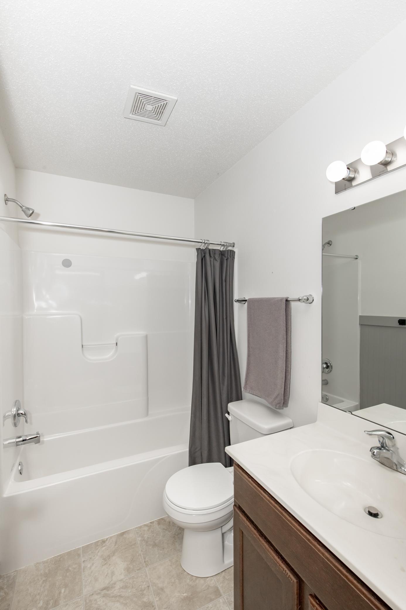 2016 single family home for sale at 613 5th Street E in Horace, ND — 3 bed, 2 bath (photo 28 of 38)