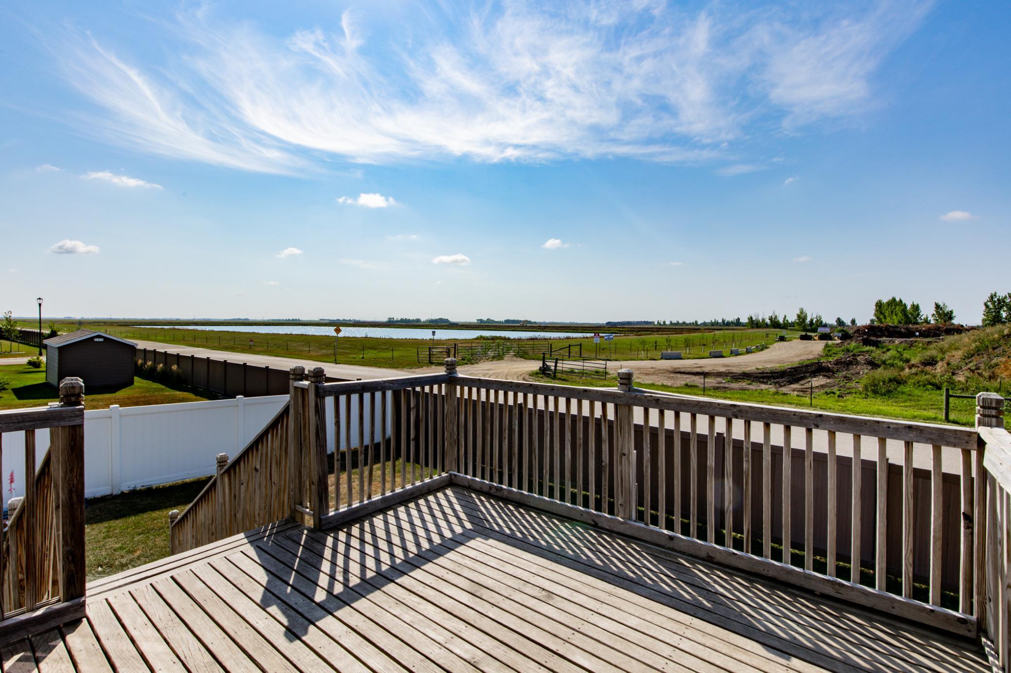 2016 single family home for sale at 613 5th Street E in Horace, ND — 3 bed, 2 bath (photo 37 of 38)