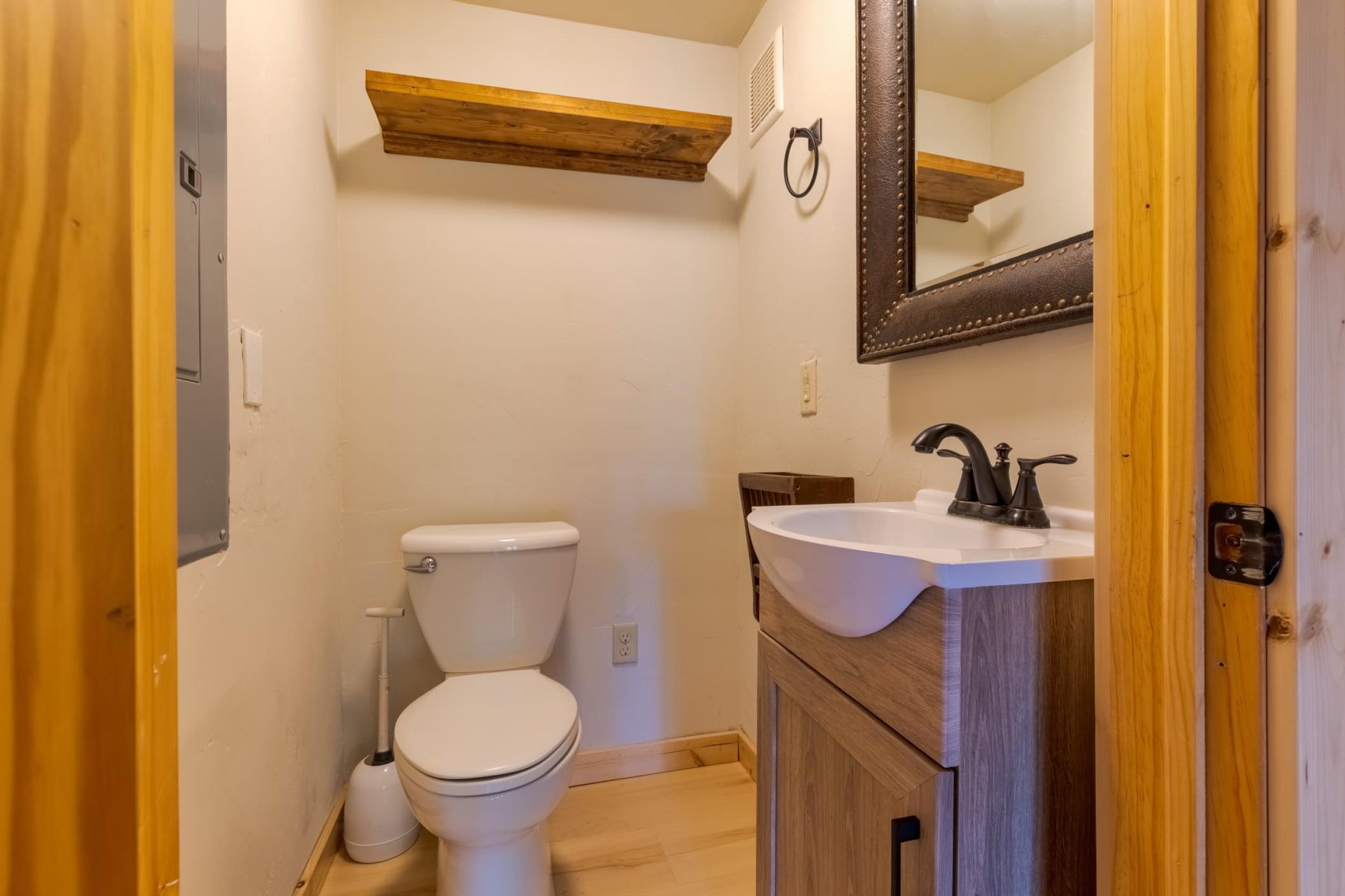 2013 single family home for sale at 9024 Kinn Drive NE in Bemidji, MN — 3 bed, 3 bath (photo 22 of 56)