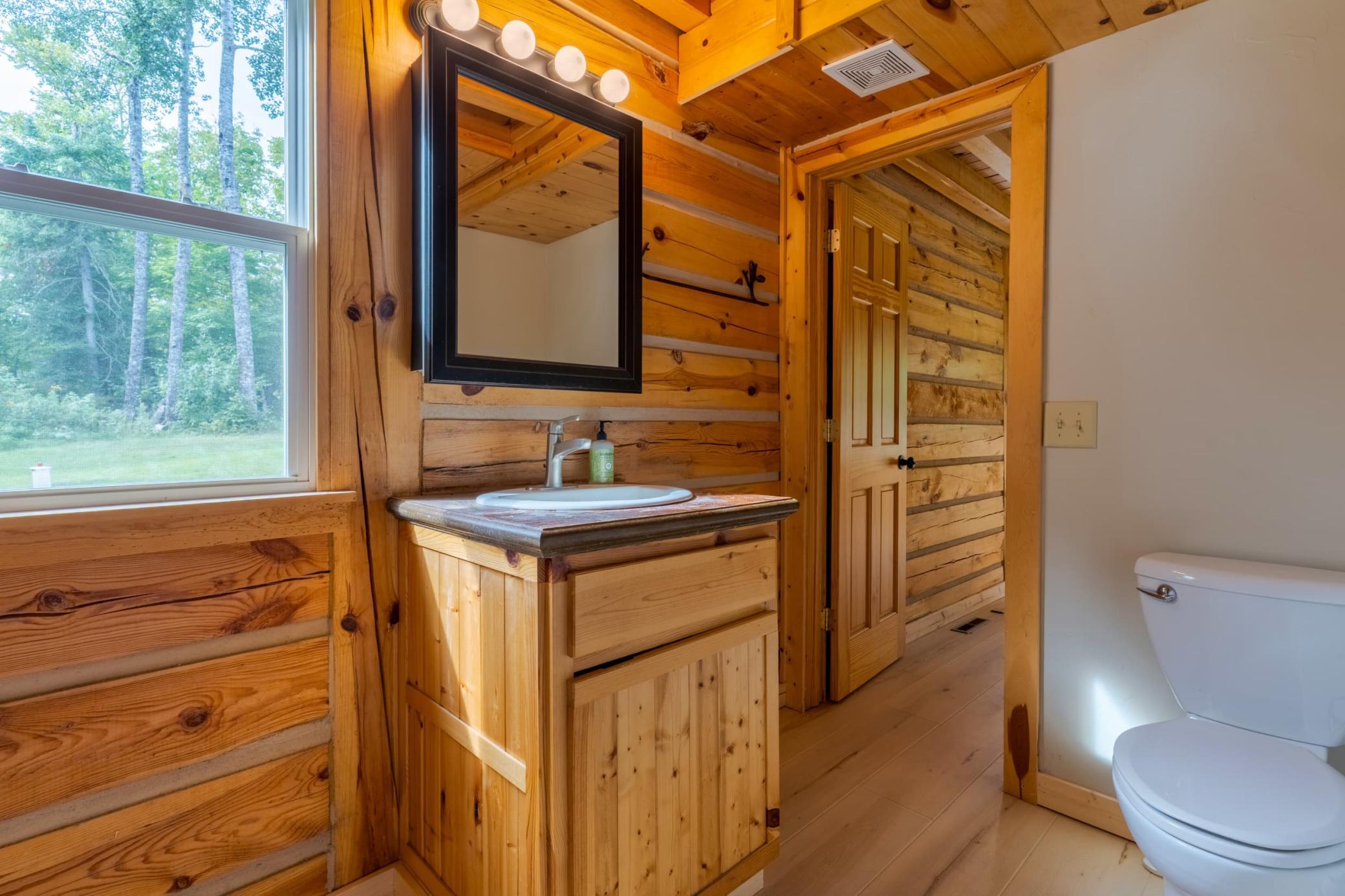 2013 single family home for sale at 9024 Kinn Drive NE in Bemidji, MN — 3 bed, 3 bath (photo 27 of 56)
