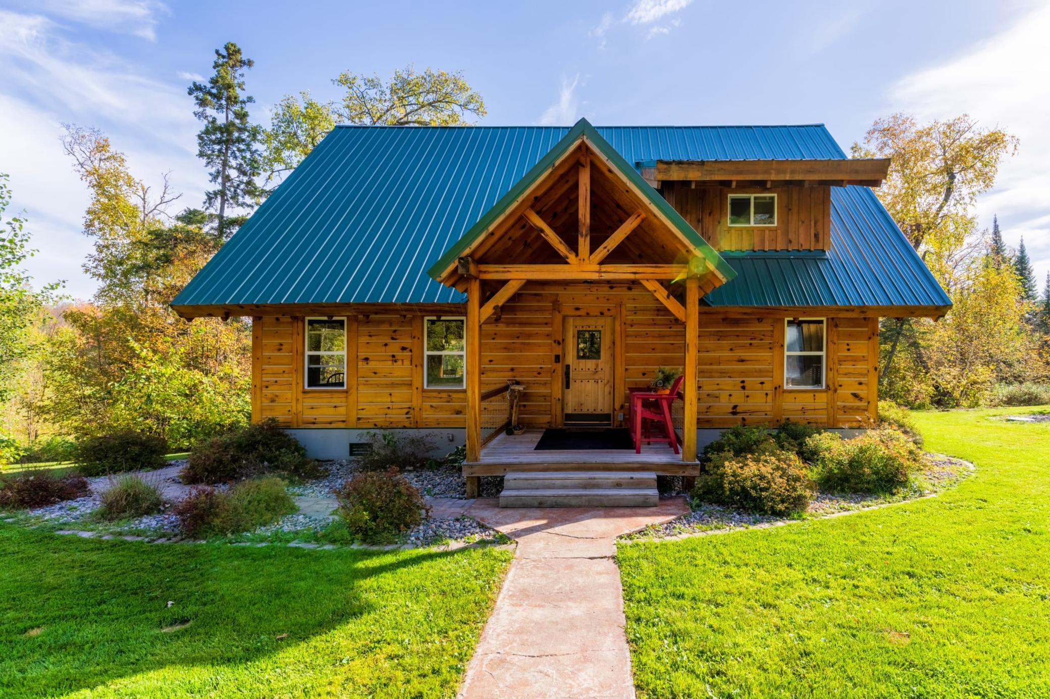 2013 single family home for sale at 9024 Kinn Drive NE in Bemidji, MN — 3 bed, 3 bath (photo 4 of 56)