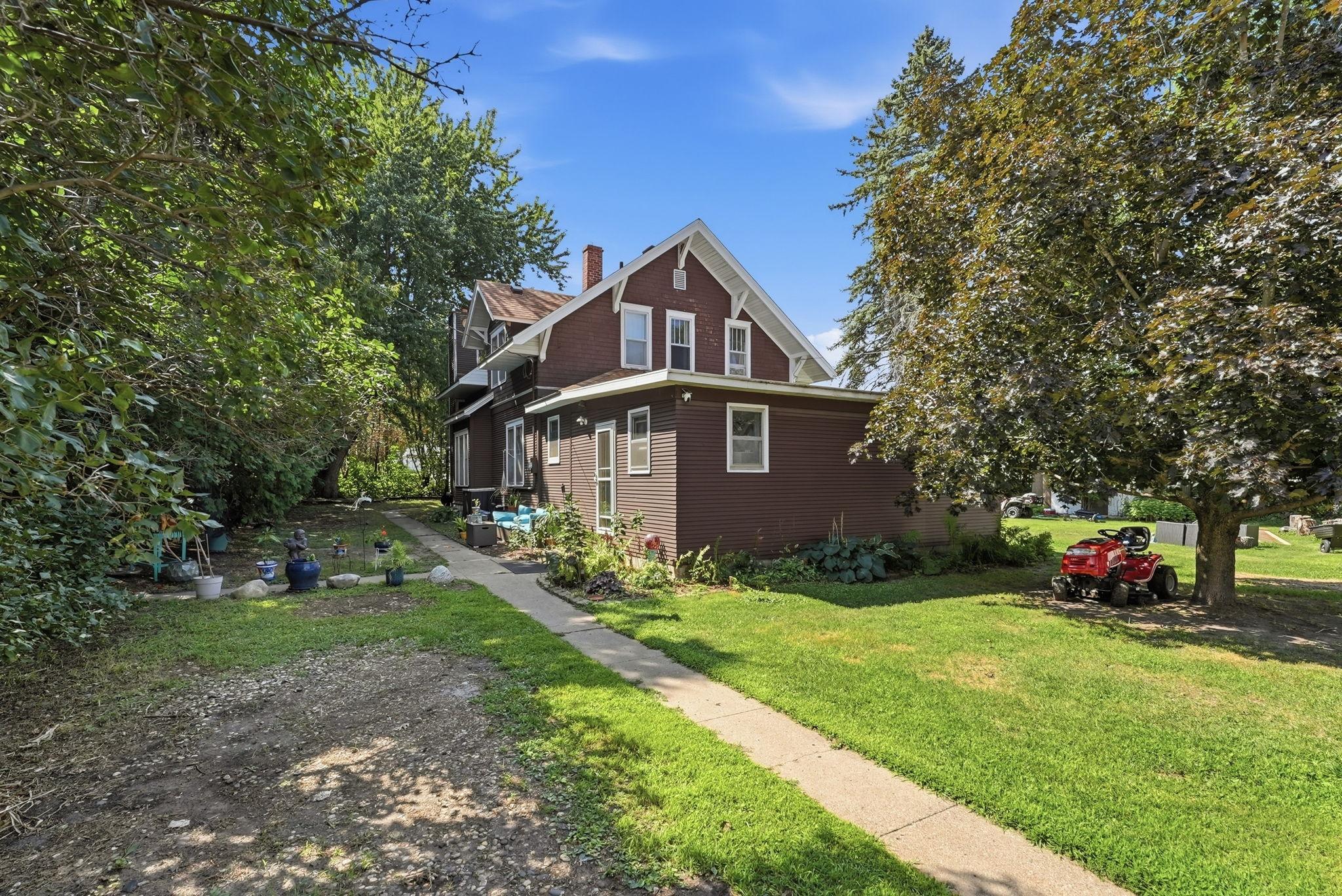1925 single family home for sale at 624 1st Avenue NE in Long Prairie, MN — 3 bed, 2 bath (photo 5 of 11)