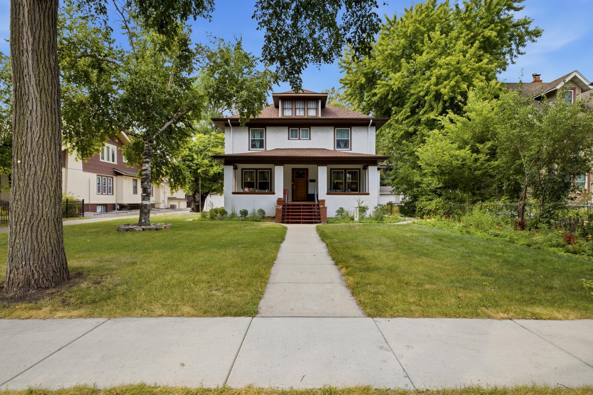 1917 single family home for sale at 1236 Broadway N in Fargo, ND — 5 bed, 3 bath