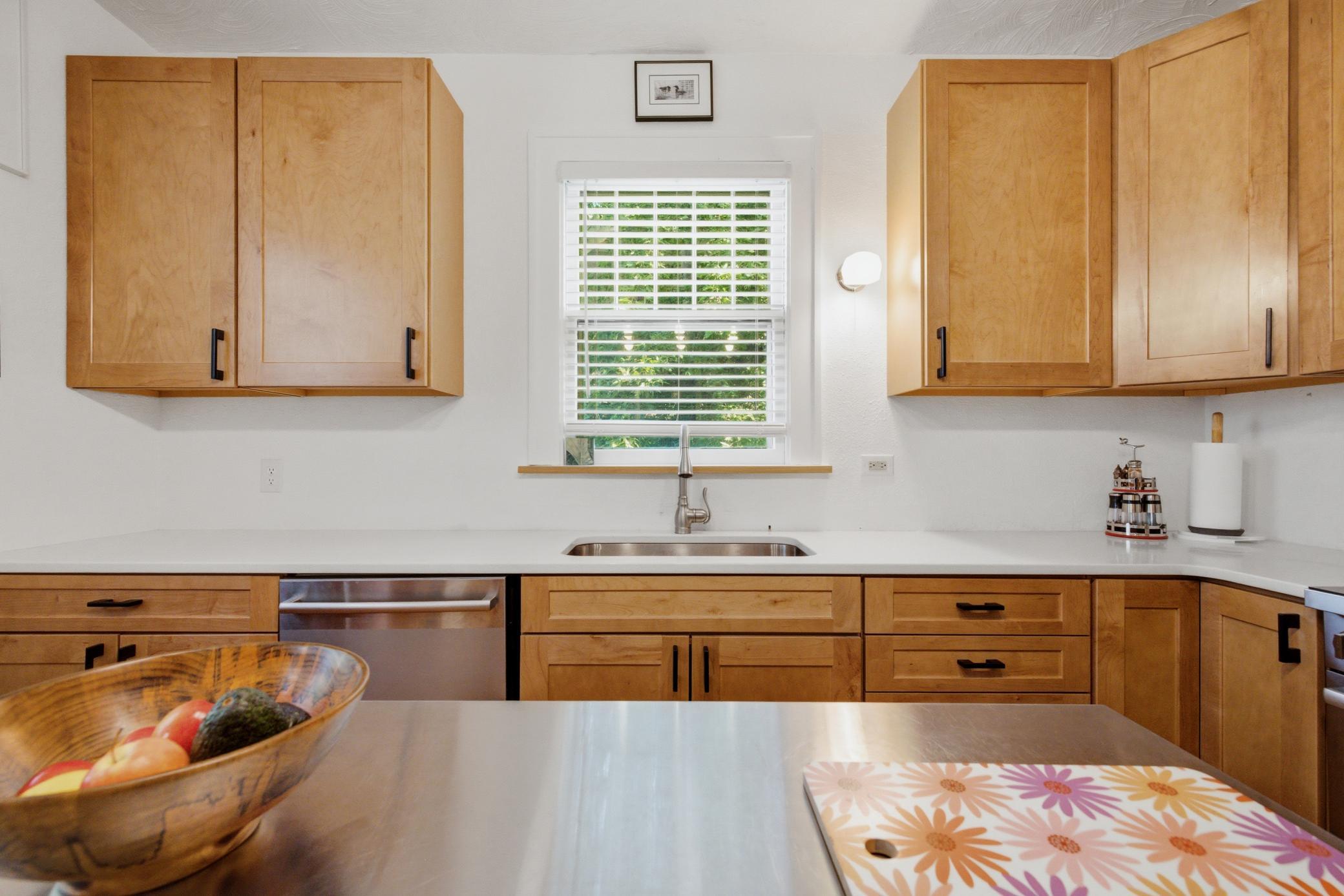 1917 single family home for sale at 1236 Broadway N in Fargo, ND — 5 bed, 3 bath (photo 28 of 82)