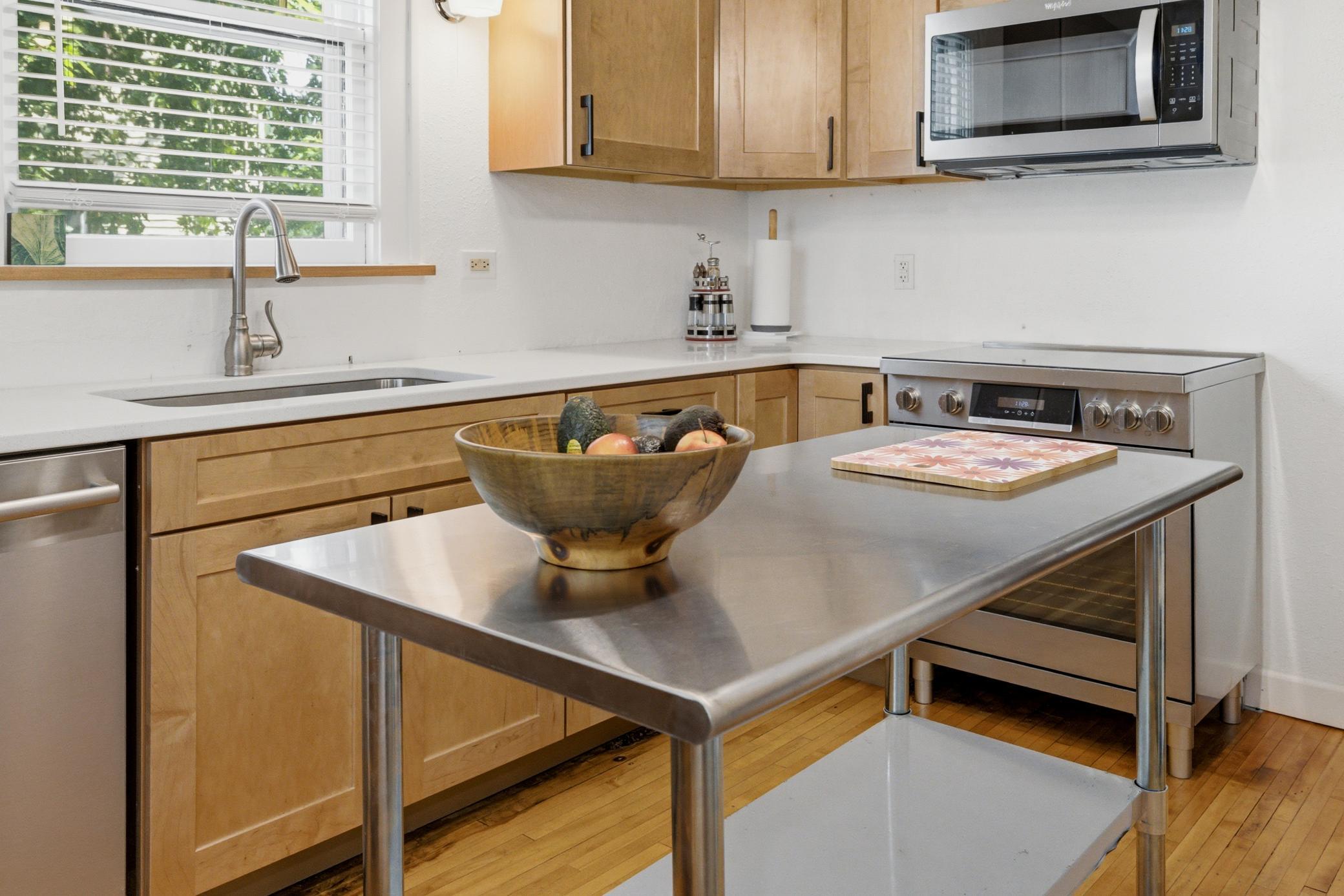 1917 single family home for sale at 1236 Broadway N in Fargo, ND — 5 bed, 3 bath (photo 30 of 82)