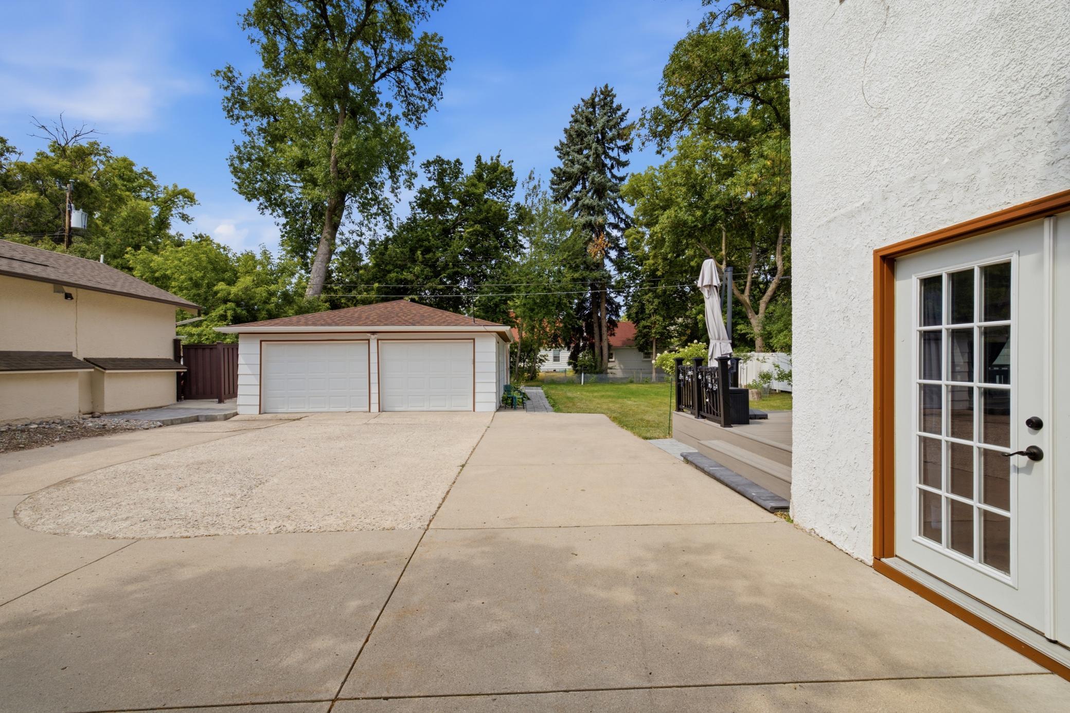 1917 single family home for sale at 1236 Broadway N in Fargo, ND — 5 bed, 3 bath (photo 7 of 82)