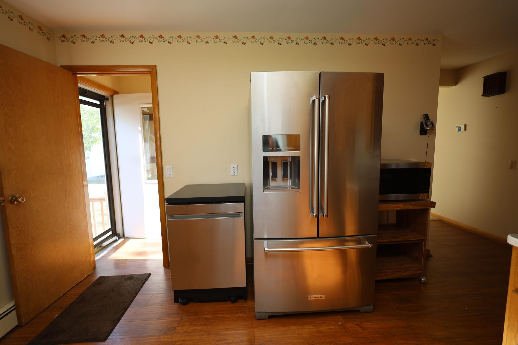 1961 single family home for sale at 115 1st Street in Shelly, MN — 3 bed, 2 bath (photo 8 of 34)