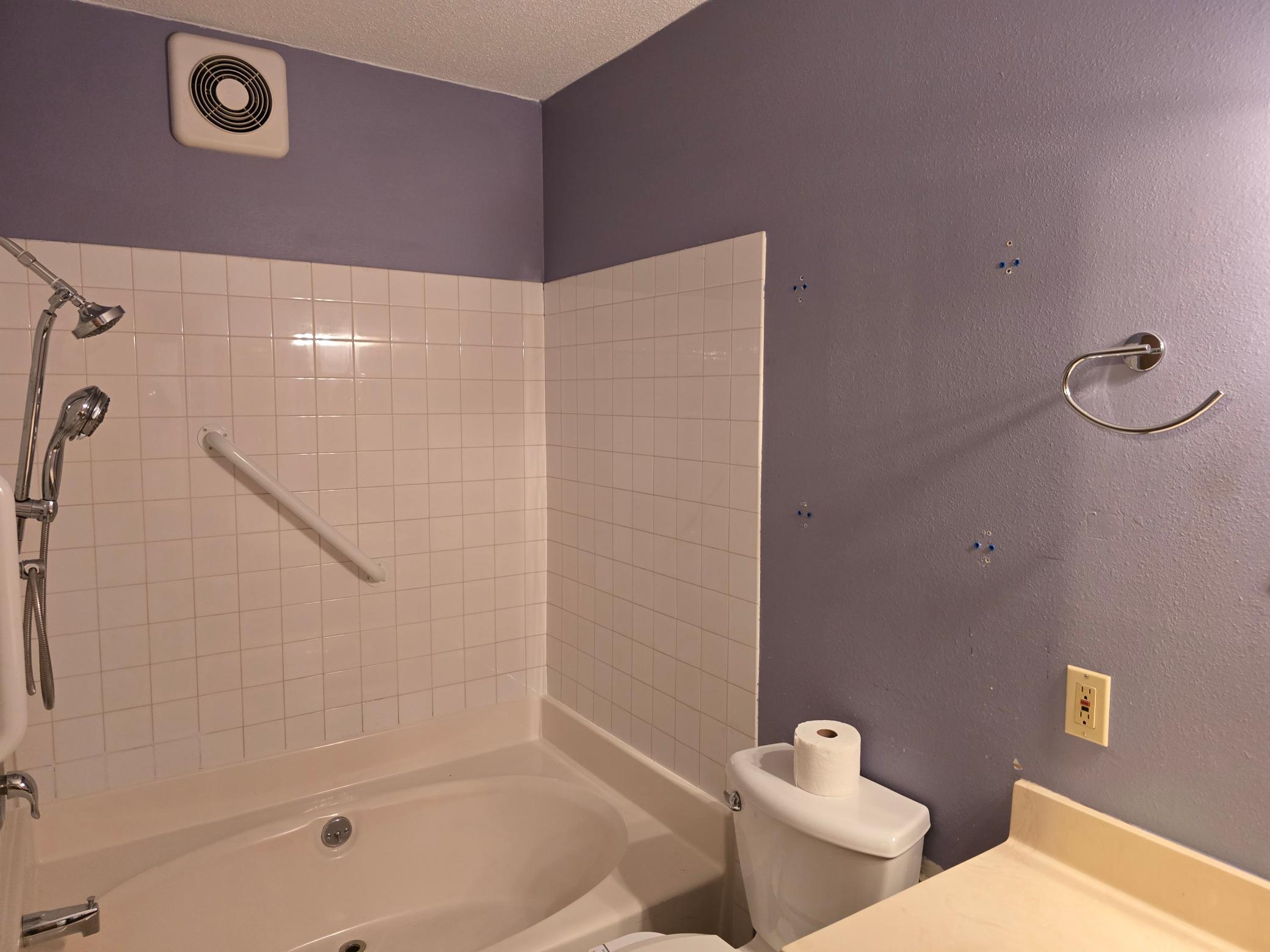 1985 condo for sale at 1727 27th Avenue S in Fargo, ND — 2 bed, 1 bath (photo 11 of 14)