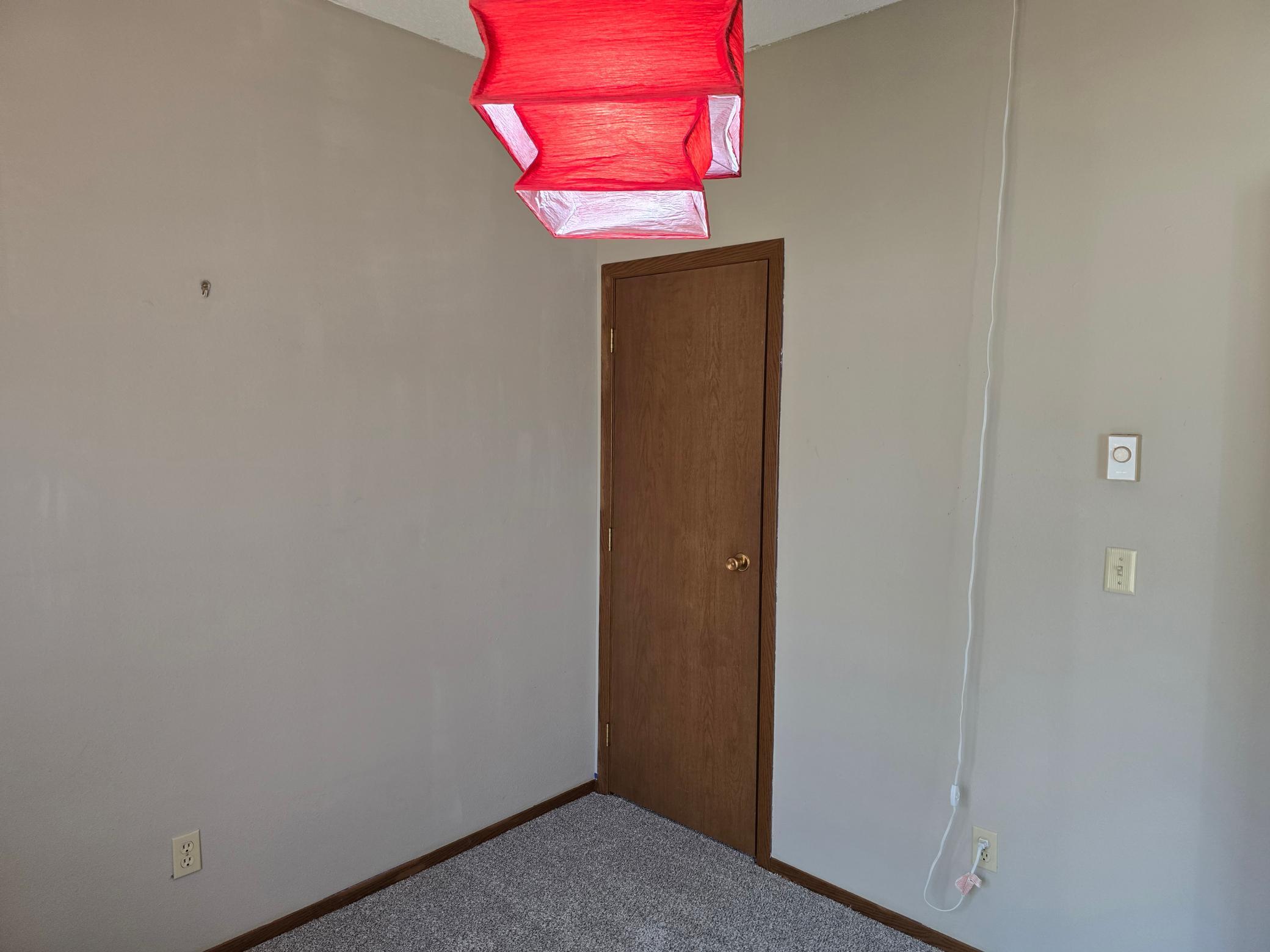 1985 condo for sale at 1727 27th Avenue S in Fargo, ND — 2 bed, 1 bath (photo 10 of 14)