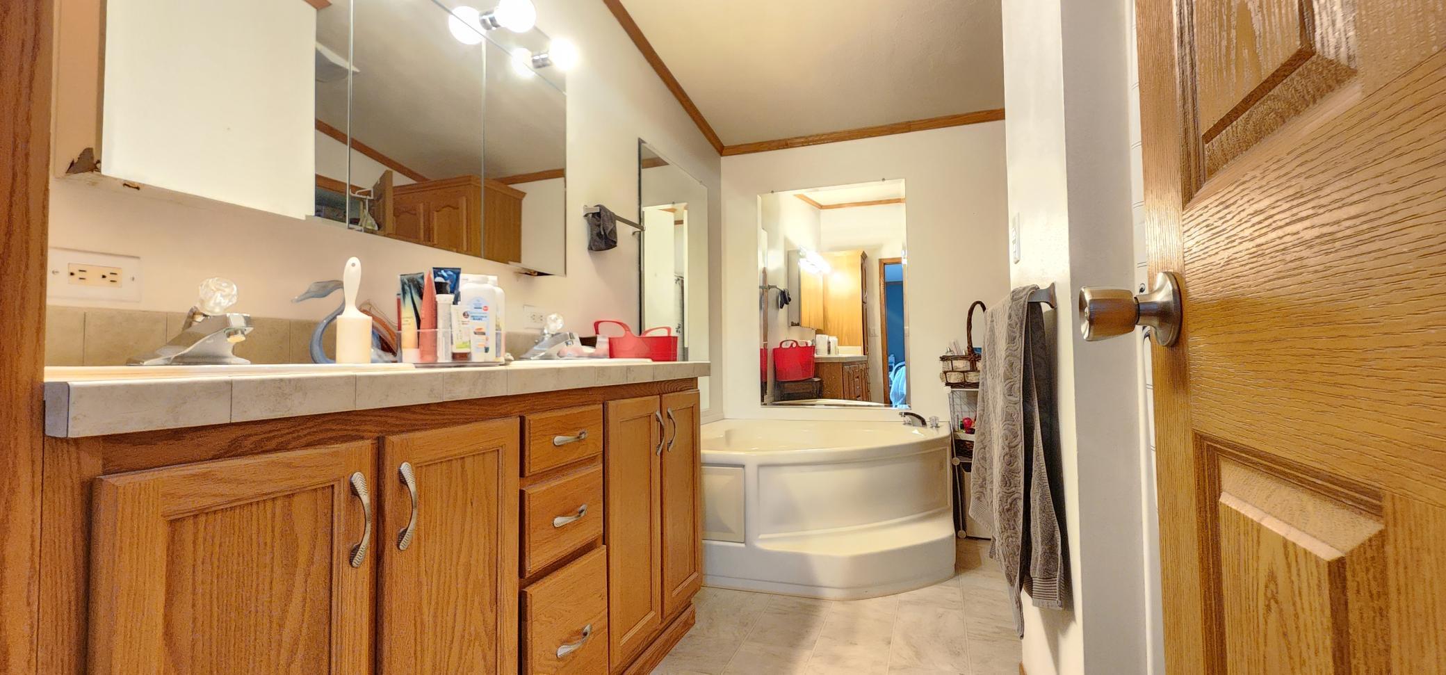 2006 single family home for sale at 6438 Cougar Trail NW in Walker, MN — 3 bed, 2 bath (photo 13 of 28)