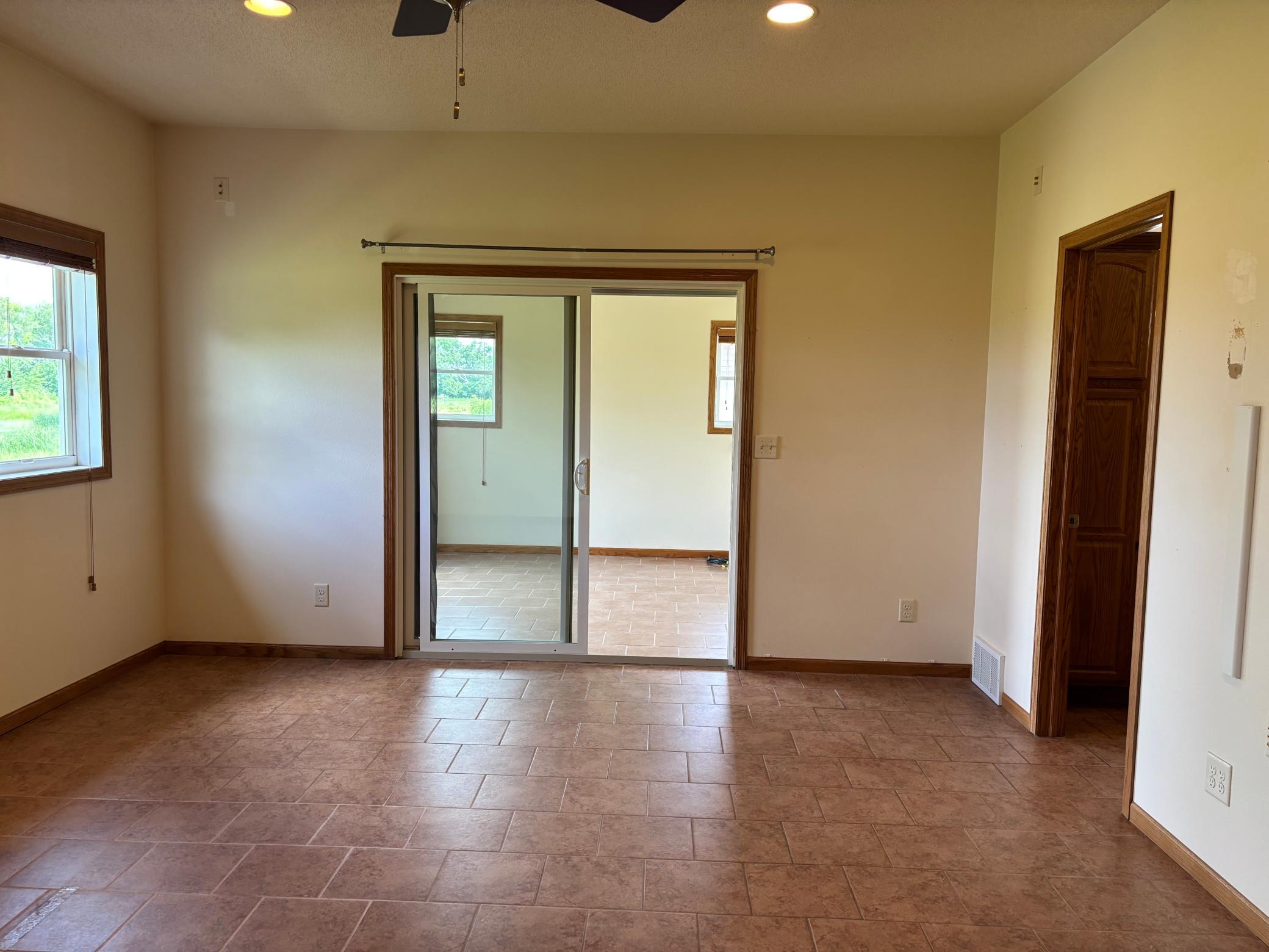 2010 single family home for sale at 22768 N 28th Avenue N in Hawley, MN — 4 bed, 3 bath (photo 30 of 74)