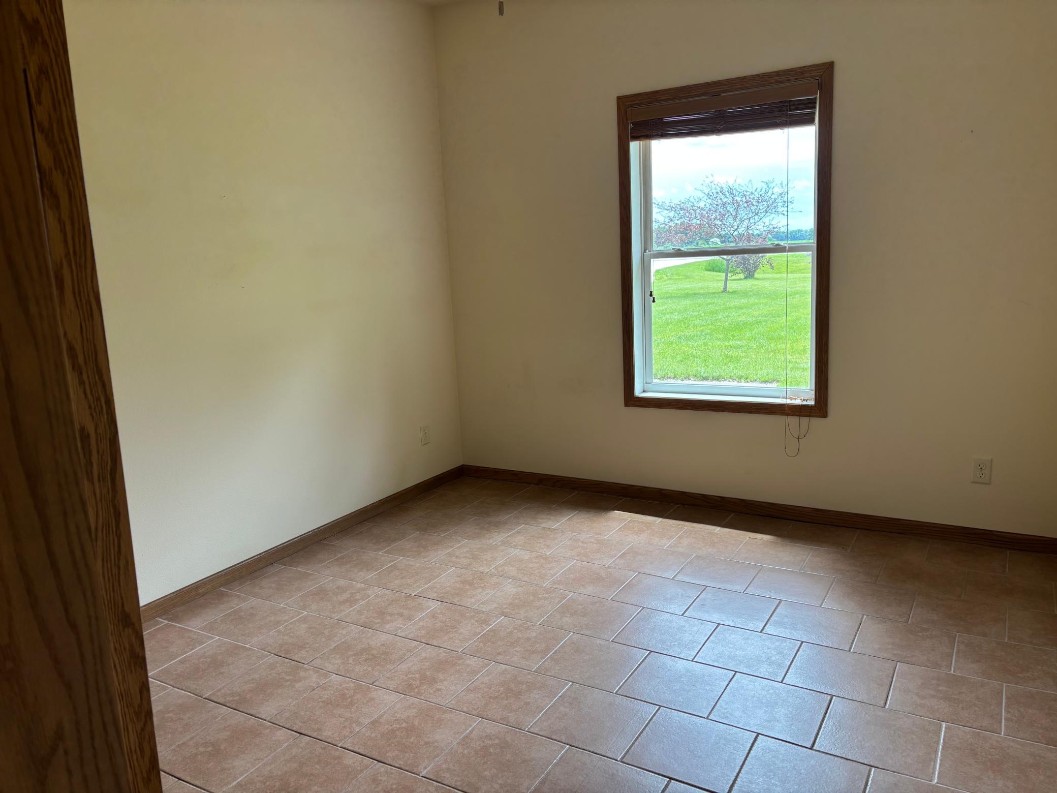 2010 single family home for sale at 22768 N 28th Avenue N in Hawley, MN — 4 bed, 3 bath (photo 38 of 74)