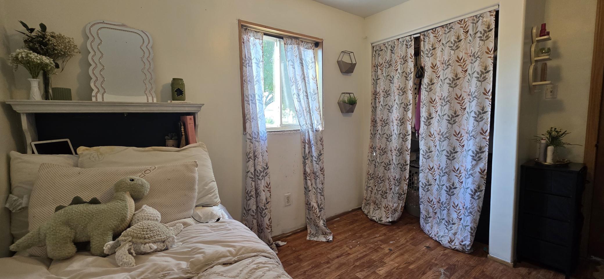 1920 single family home for sale at 805 4th Street NE in Valley City, ND — 2 bed, 1 bath (photo 12 of 24)
