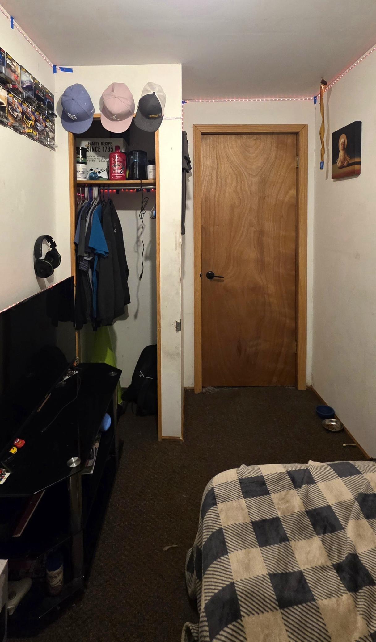 1920 single family home for sale at 805 4th Street NE in Valley City, ND — 2 bed, 1 bath (photo 15 of 24)