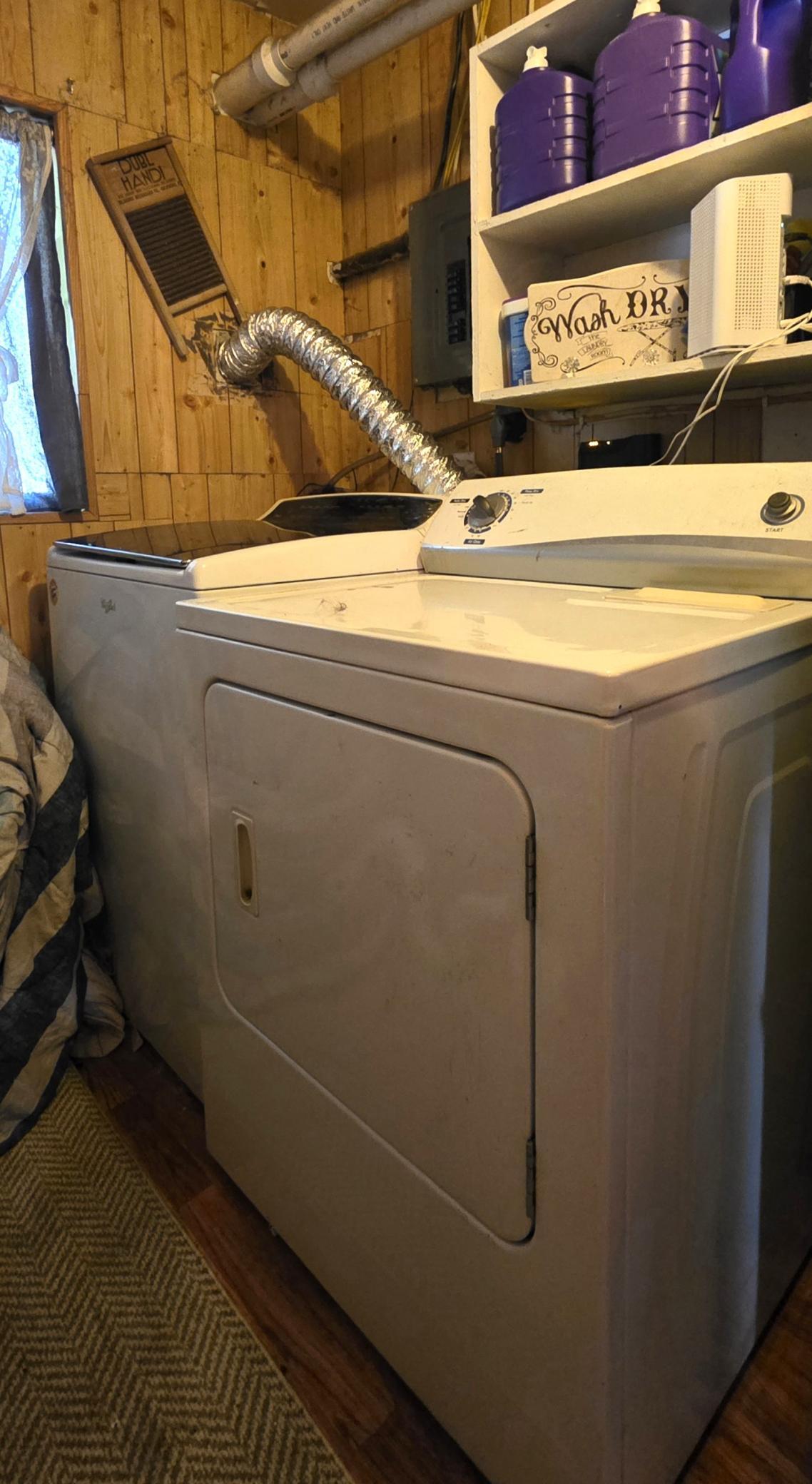1920 single family home for sale at 805 4th Street NE in Valley City, ND — 2 bed, 1 bath (photo 18 of 24)