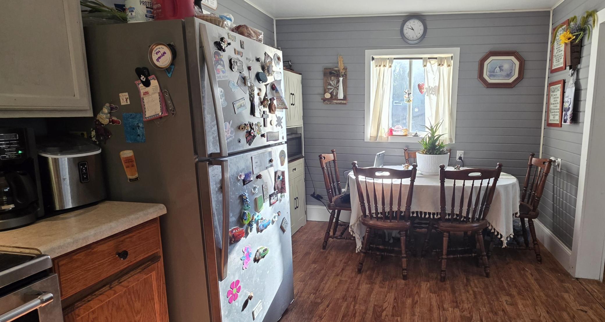 1920 single family home for sale at 805 4th Street NE in Valley City, ND — 2 bed, 1 bath (photo 9 of 24)