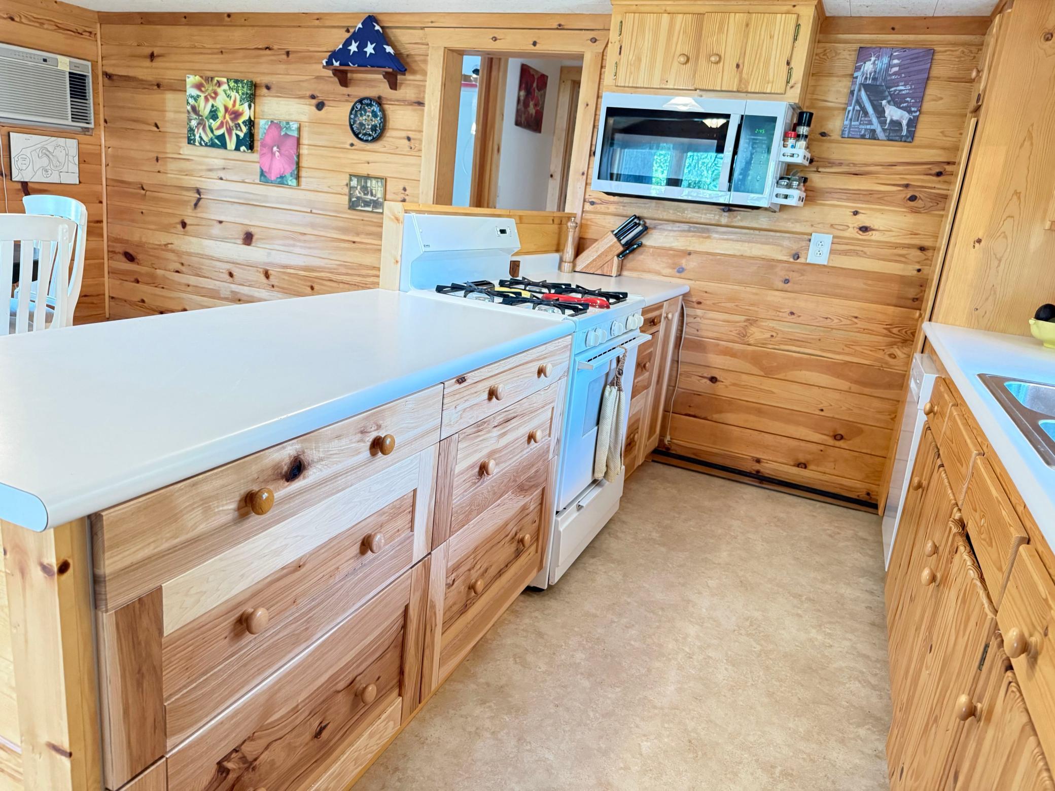 1979 single family home for sale at 26713 Pelican Beach Road in Merrifield, MN — 2 bed, 1 bath (photo 13 of 19)