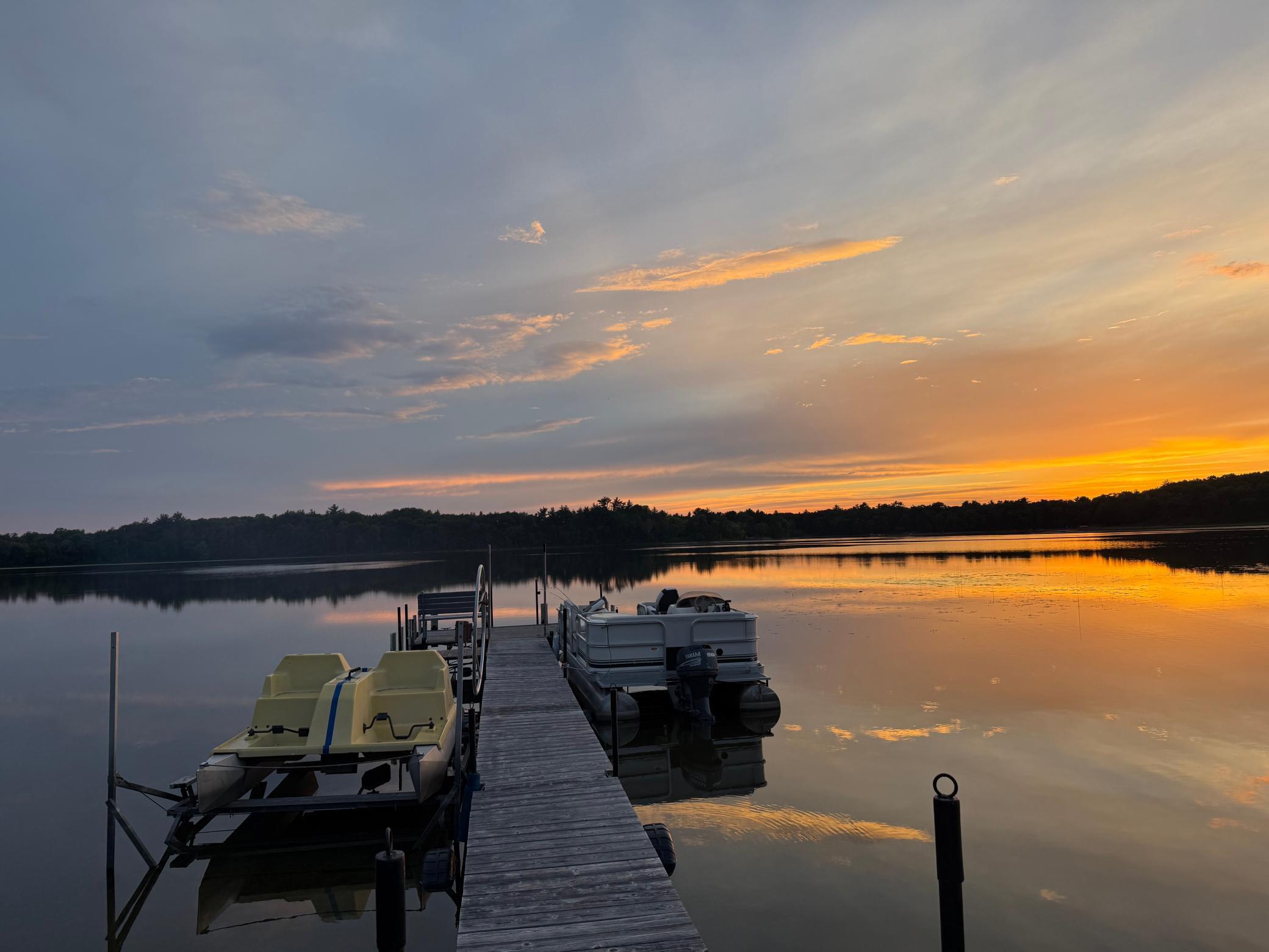 1979 single family home for sale at 26713 Pelican Beach Road in Merrifield, MN — 2 bed, 1 bath (photo 5 of 19)