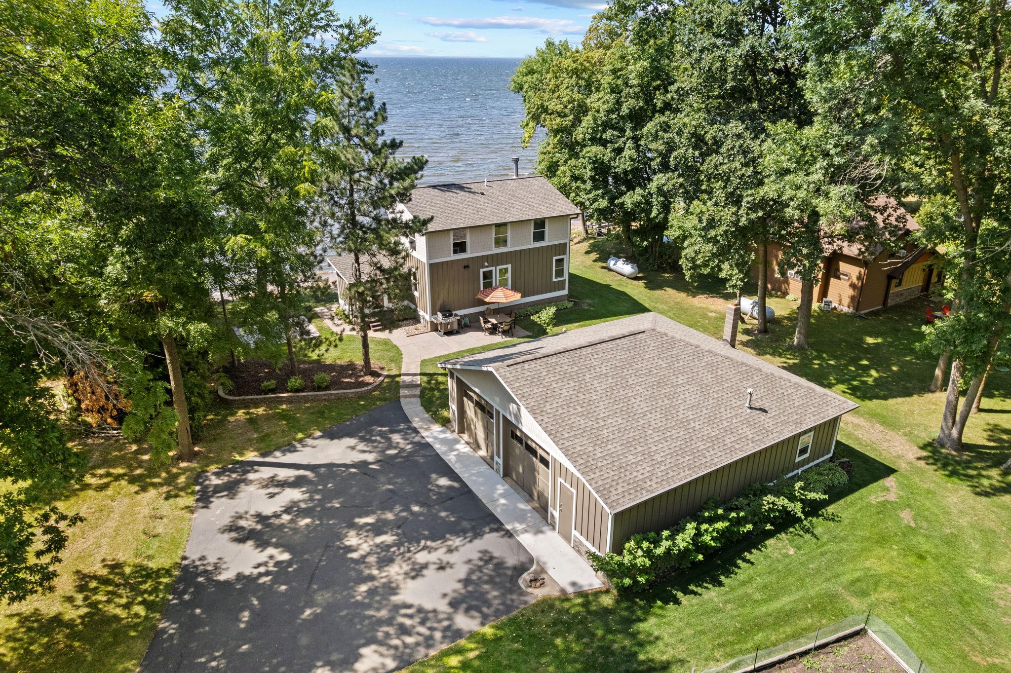 1954 single family home for sale at 16405 328th Avenue in Isle, MN — 3 bed, 3 bath (photo 2 of 50)