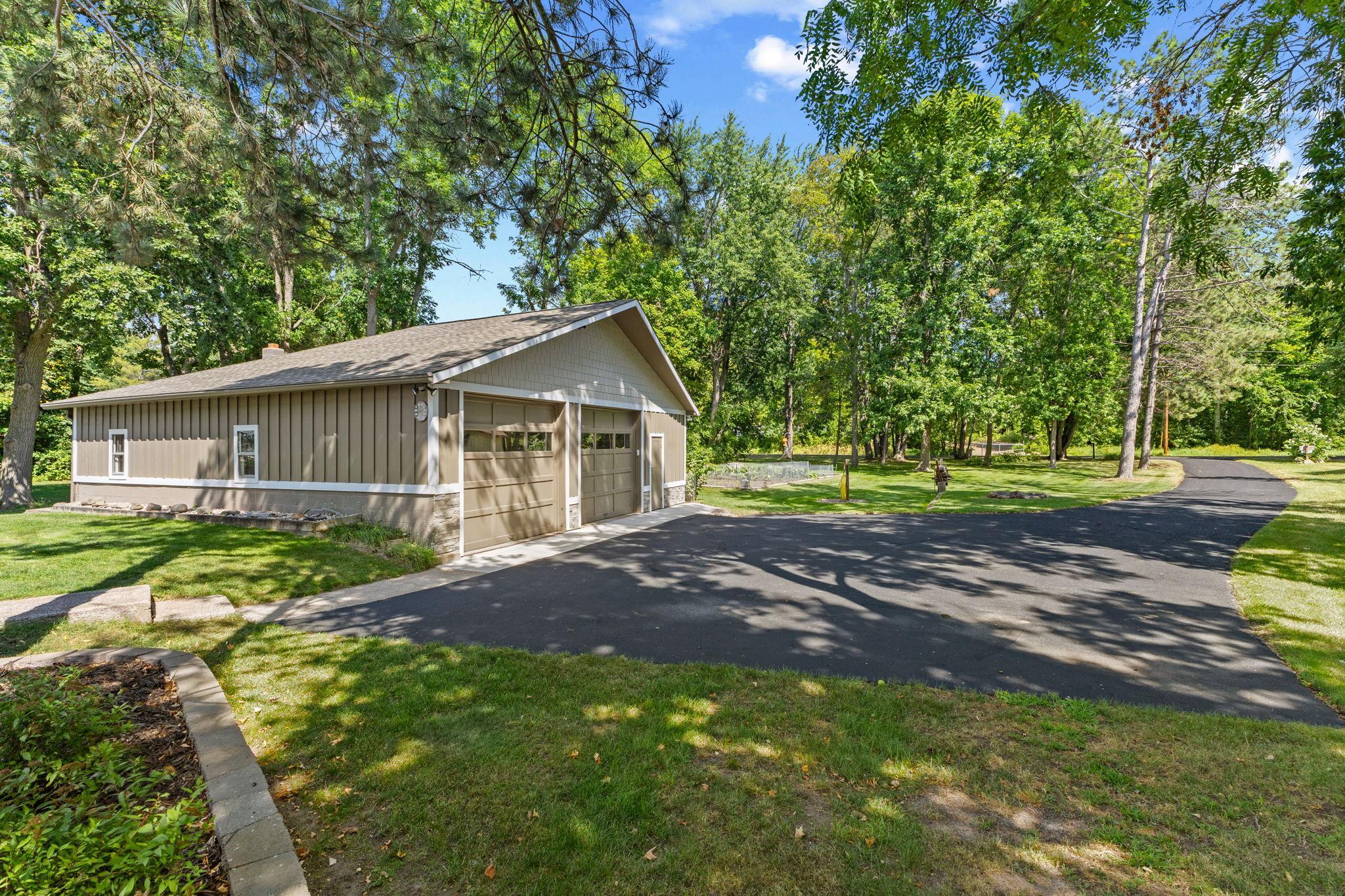 1954 single family home for sale at 16405 328th Avenue in Isle, MN — 3 bed, 3 bath (photo 34 of 50)