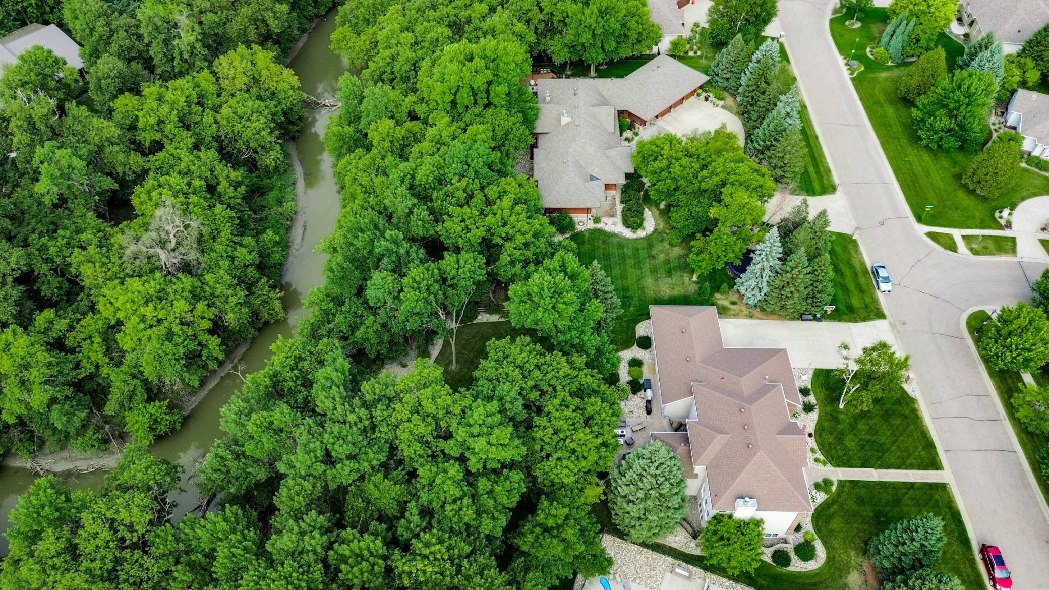 2002 single family home for sale at 461 20th Avenue E in West Fargo, ND — 5 bed, 4 bath (photo 104 of 112)