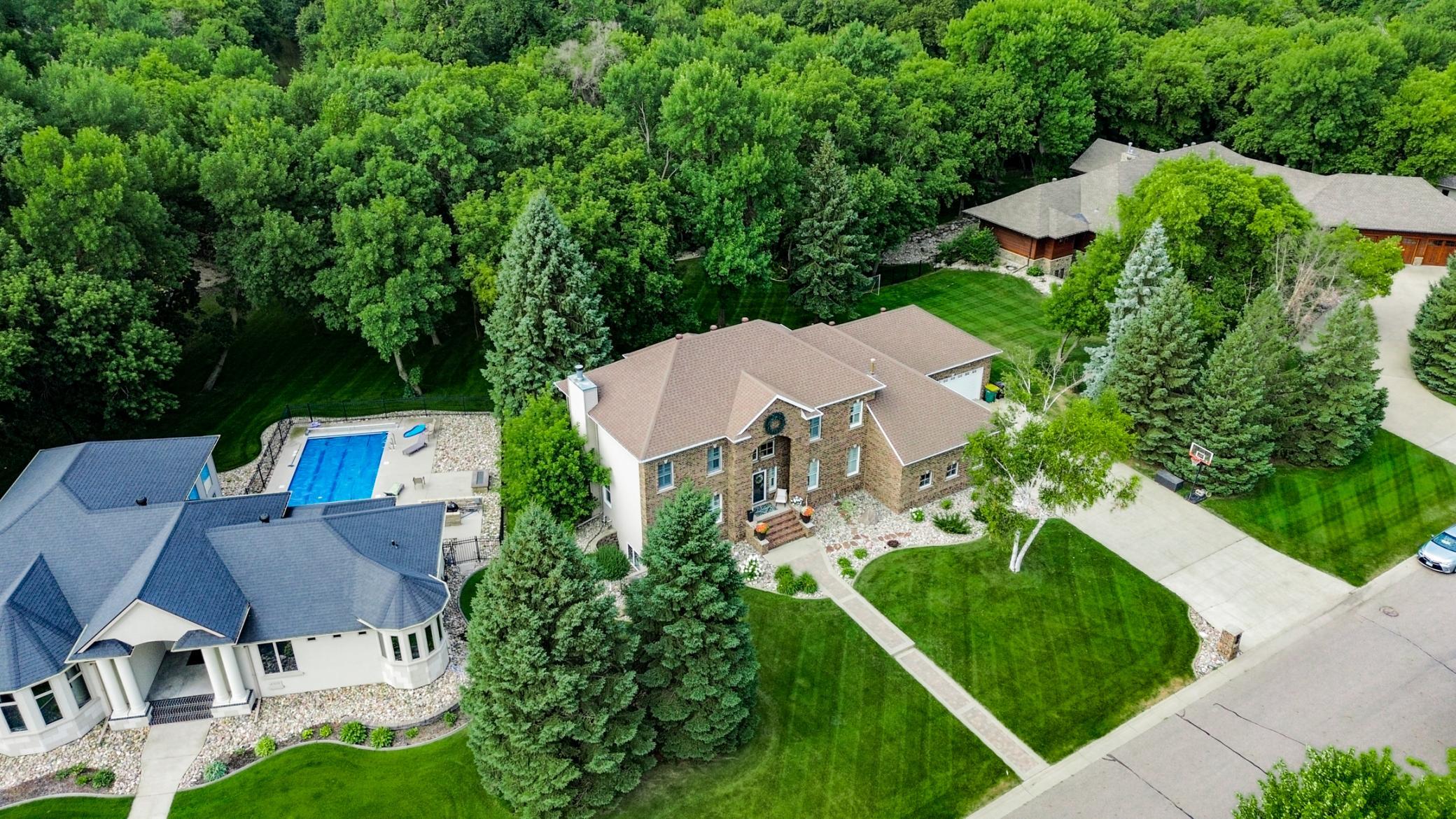 2002 single family home for sale at 461 20th Avenue E in West Fargo, ND — 5 bed, 4 bath (photo 105 of 112)