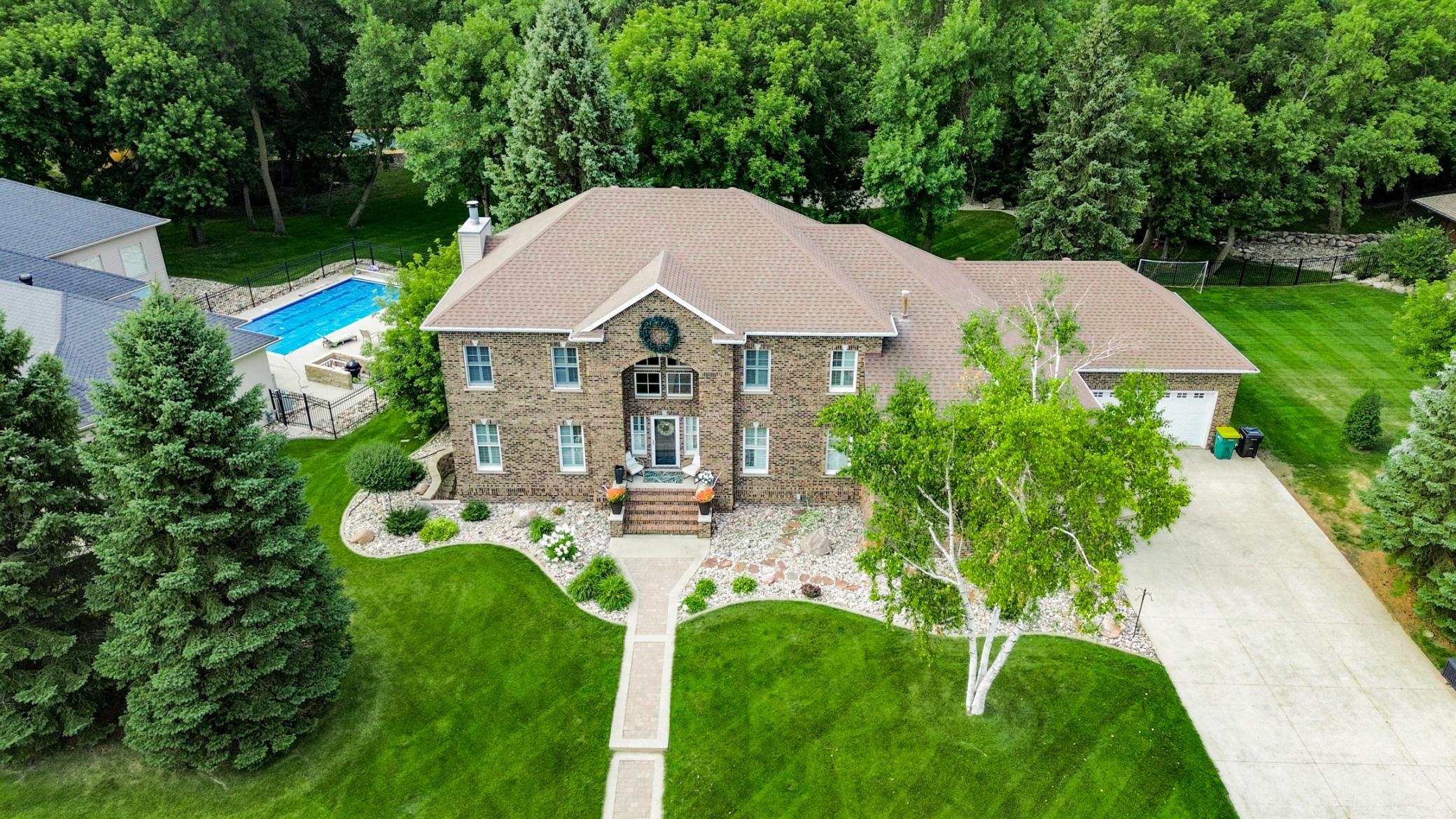 2002 single family home for sale at 461 20th Avenue E in West Fargo, ND — 5 bed, 4 bath (photo 106 of 112)