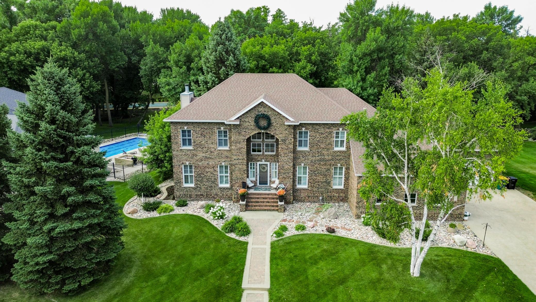 2002 single family home for sale at 461 20th Avenue E in West Fargo, ND — 5 bed, 4 bath (photo 107 of 112)