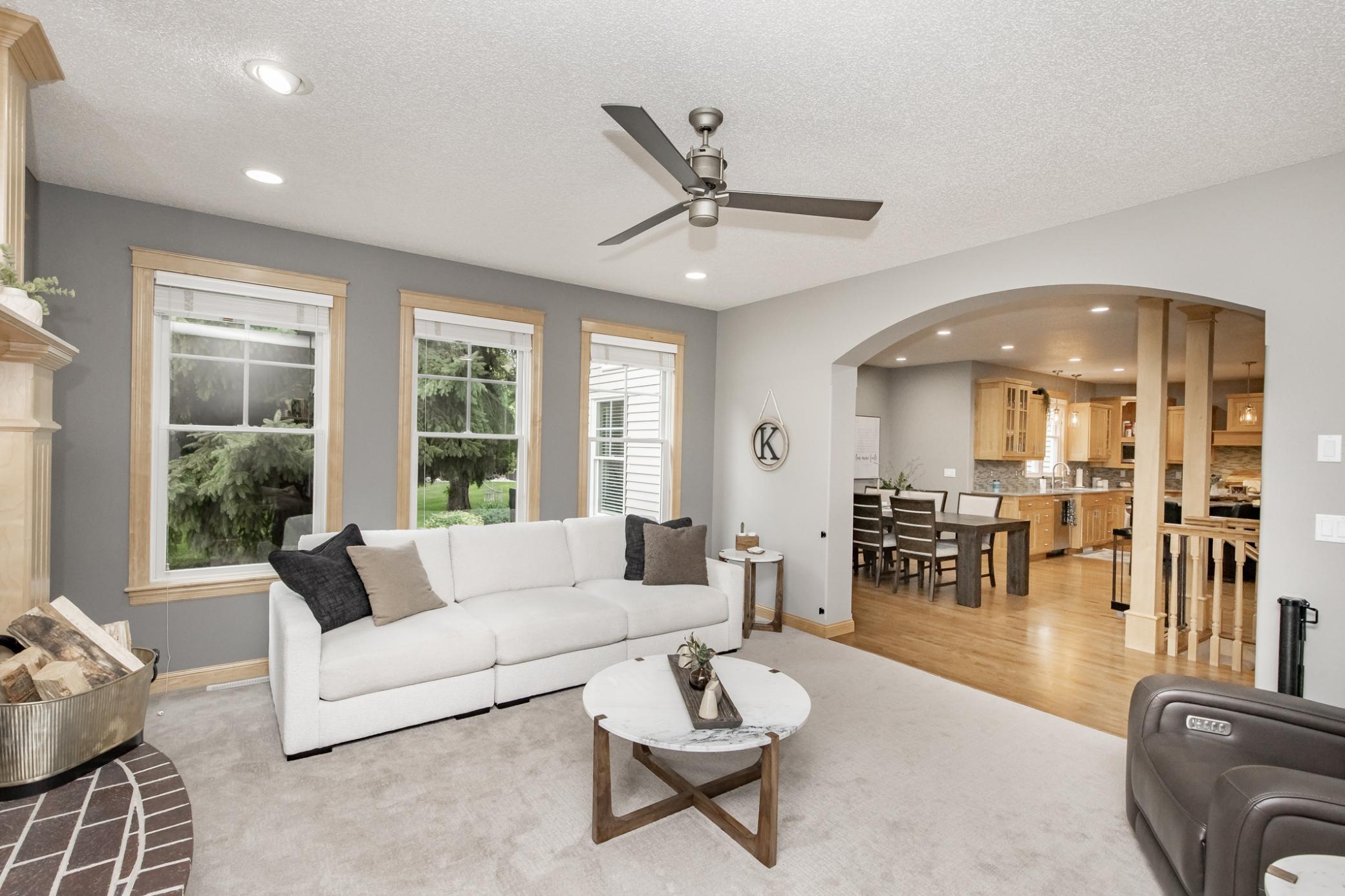 2002 single family home for sale at 461 20th Avenue E in West Fargo, ND — 5 bed, 4 bath (photo 13 of 112)