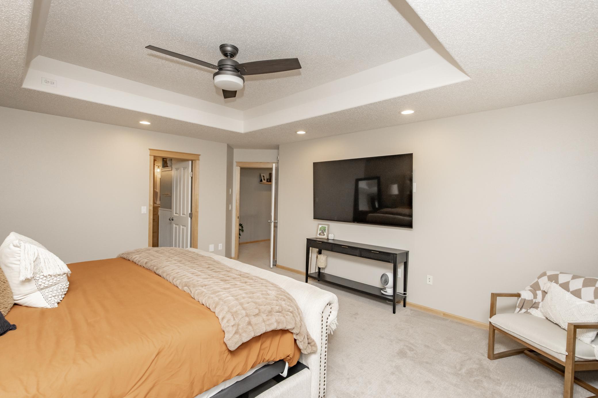 2002 single family home for sale at 461 20th Avenue E in West Fargo, ND — 5 bed, 4 bath (photo 37 of 112)