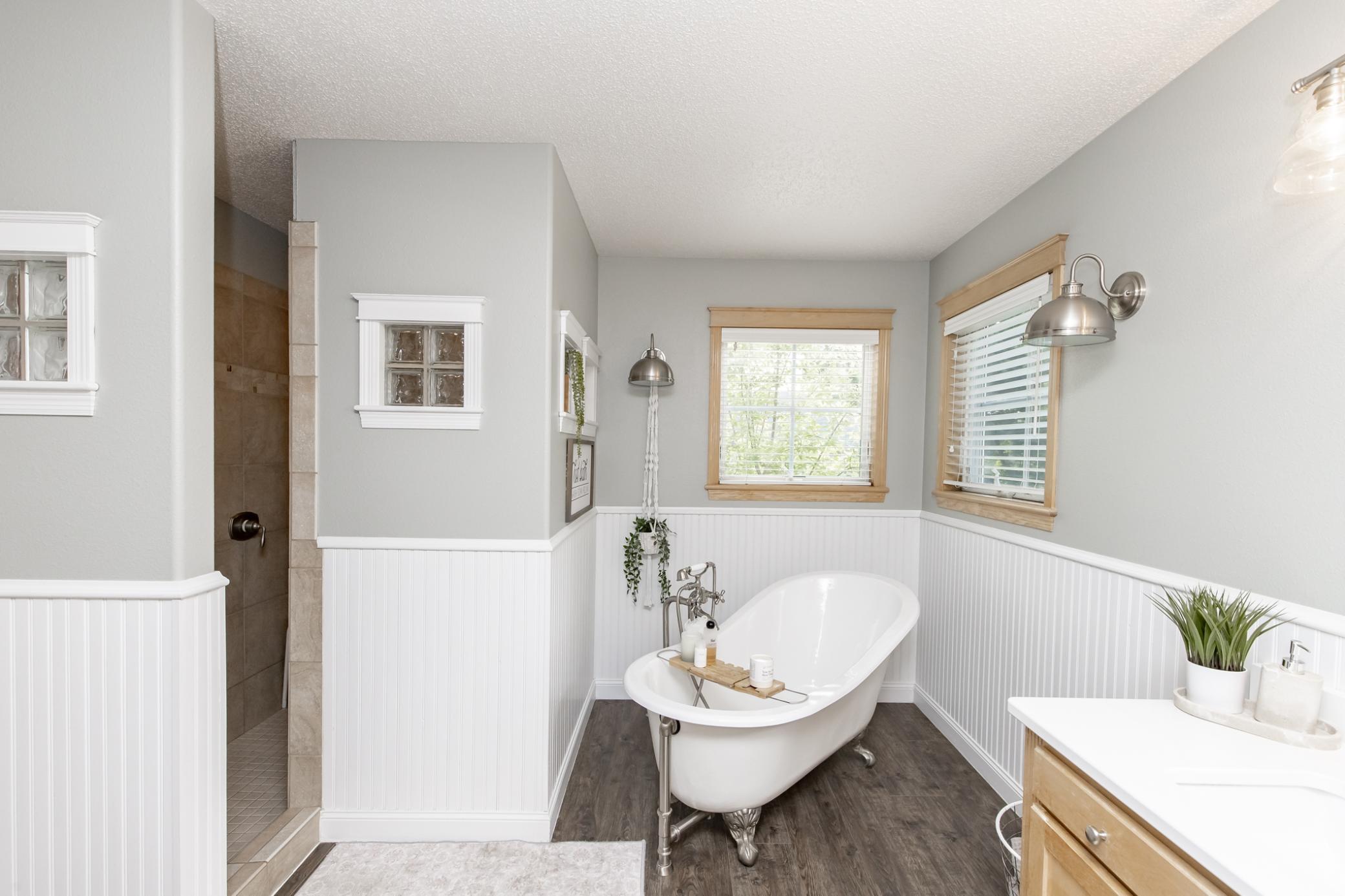 2002 single family home for sale at 461 20th Avenue E in West Fargo, ND — 5 bed, 4 bath (photo 42 of 112)