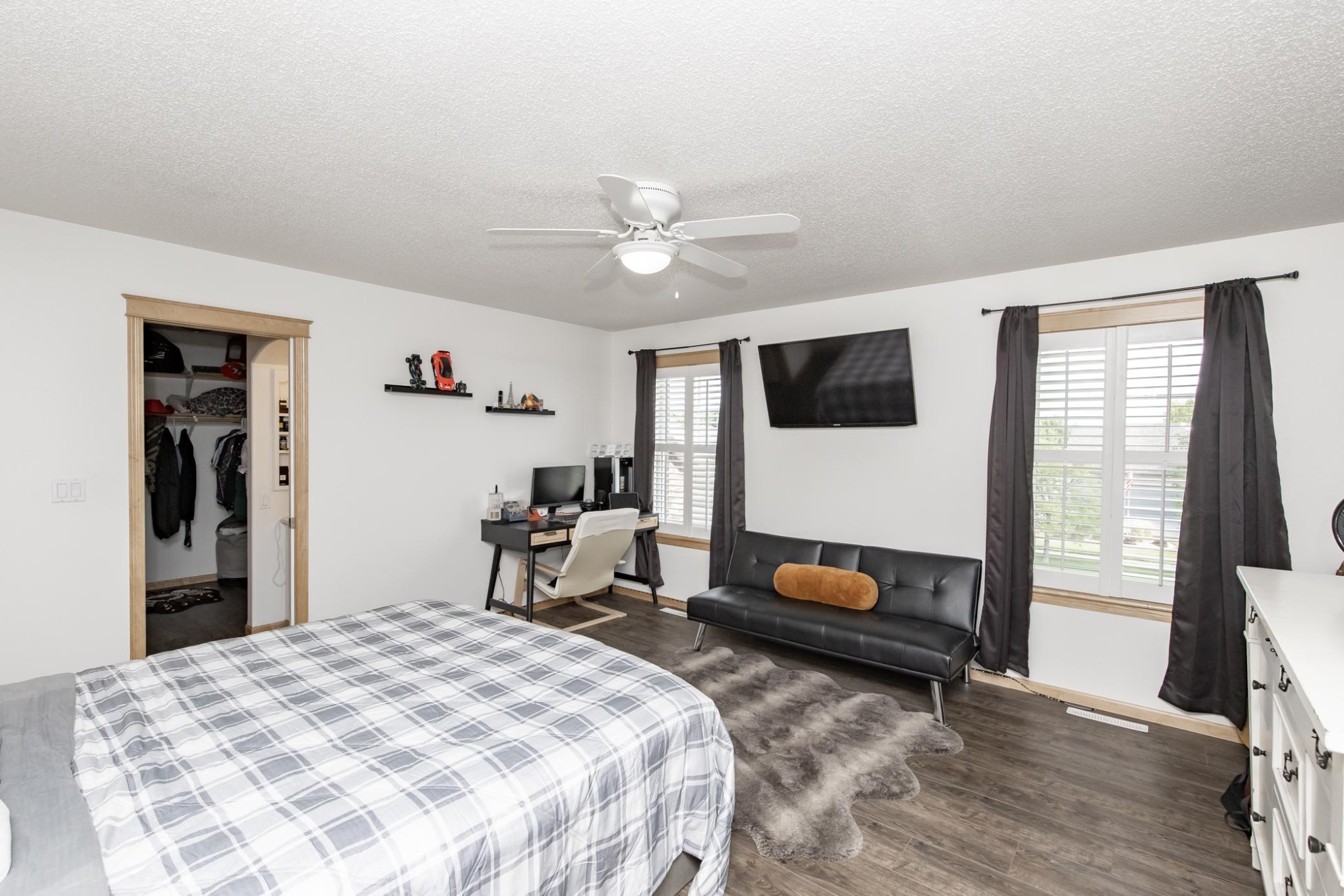 2002 single family home for sale at 461 20th Avenue E in West Fargo, ND — 5 bed, 4 bath (photo 59 of 112)