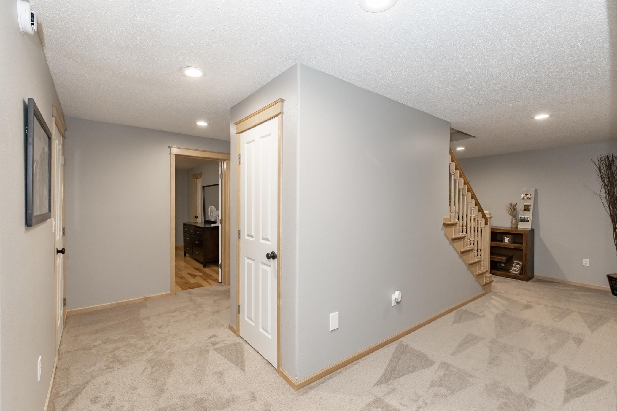 2002 single family home for sale at 461 20th Avenue E in West Fargo, ND — 5 bed, 4 bath (photo 60 of 112)