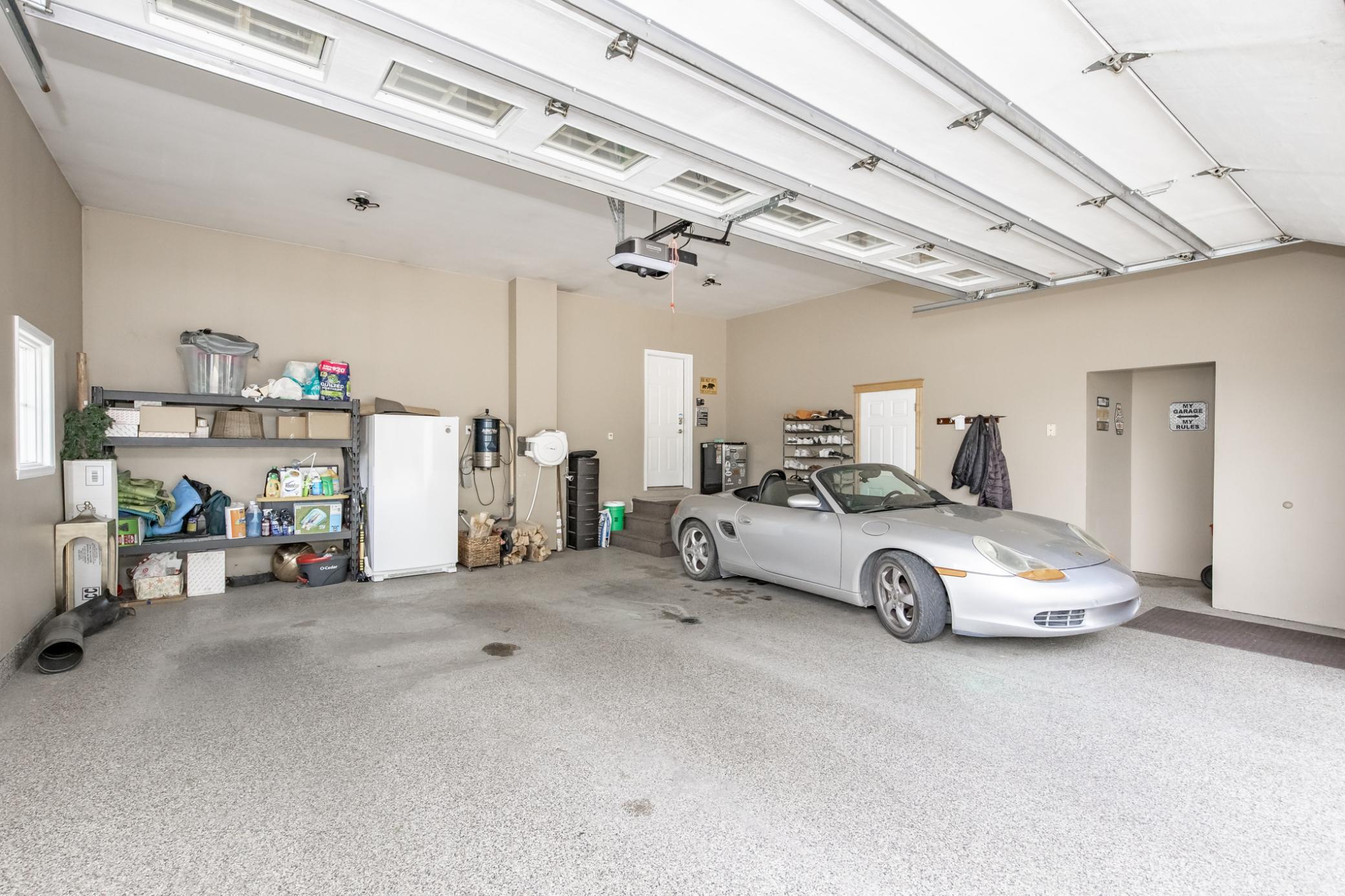 2002 single family home for sale at 461 20th Avenue E in West Fargo, ND — 5 bed, 4 bath (photo 79 of 112)