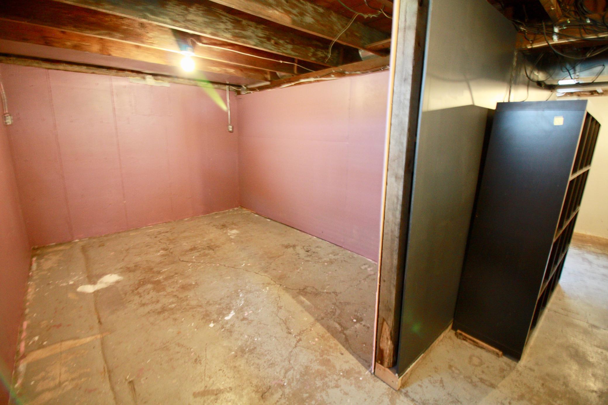 1908 single family home for sale at 518 Andrews Avenue in Breckenridge, MN — 2 bed, 1 bath (photo 34 of 43)
