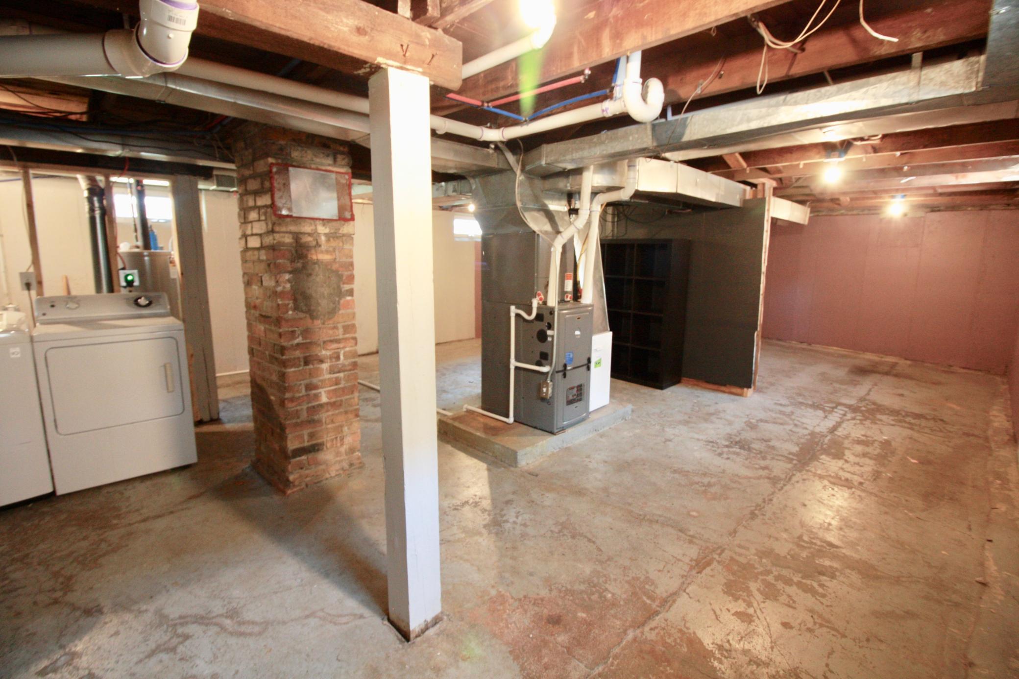 1908 single family home for sale at 518 Andrews Avenue in Breckenridge, MN — 2 bed, 1 bath (photo 36 of 43)
