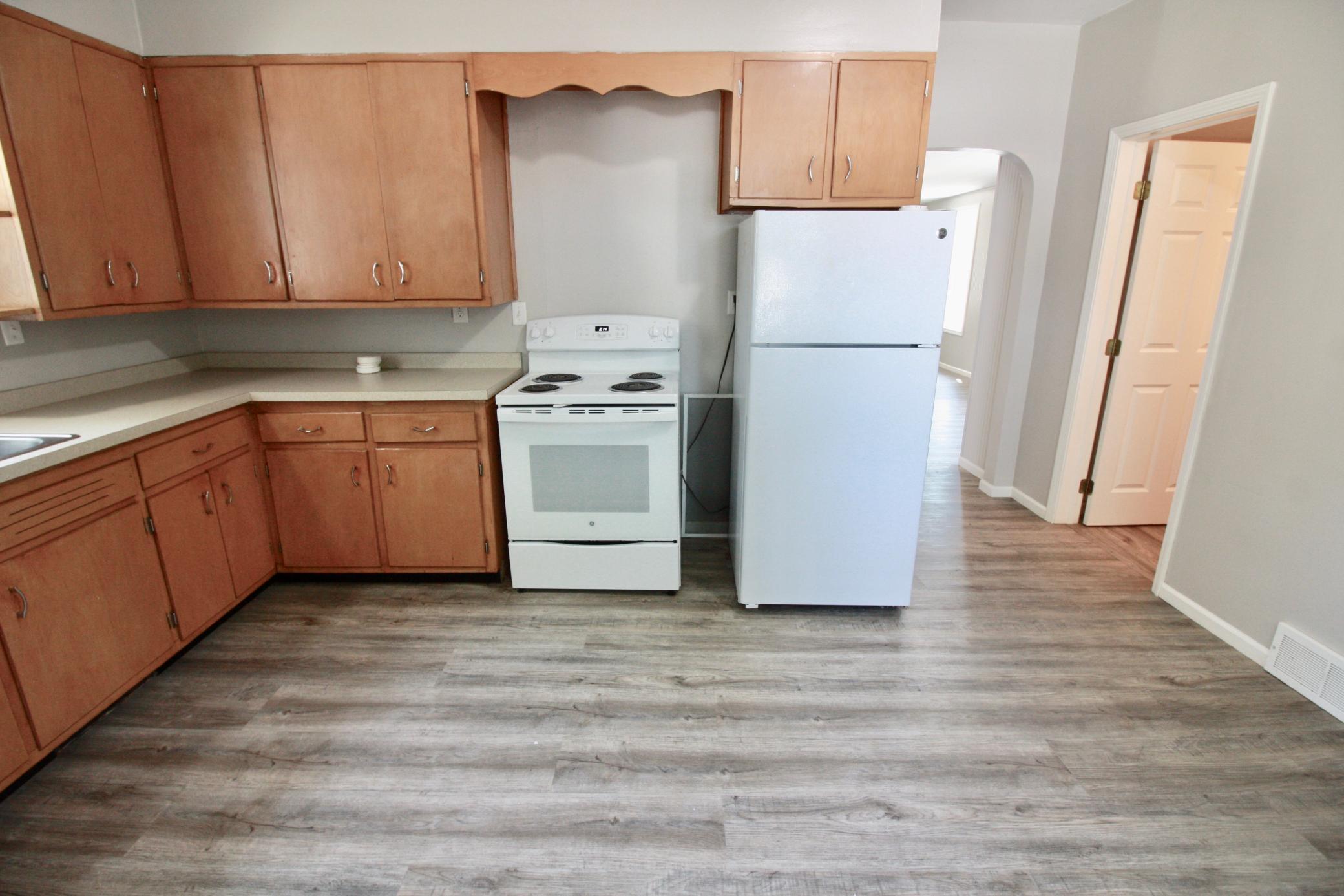 1908 single family home for sale at 518 Andrews Avenue in Breckenridge, MN — 2 bed, 1 bath (photo 6 of 43)