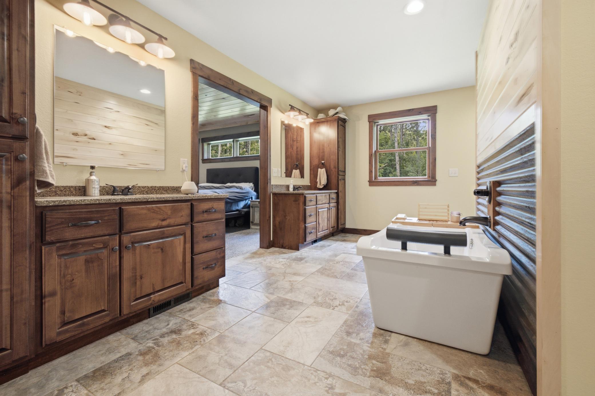 2017 single family home for sale at 3800 Branch Trail in Pequot Lakes, MN — 5 bed, 3 bath (photo 17 of 76)