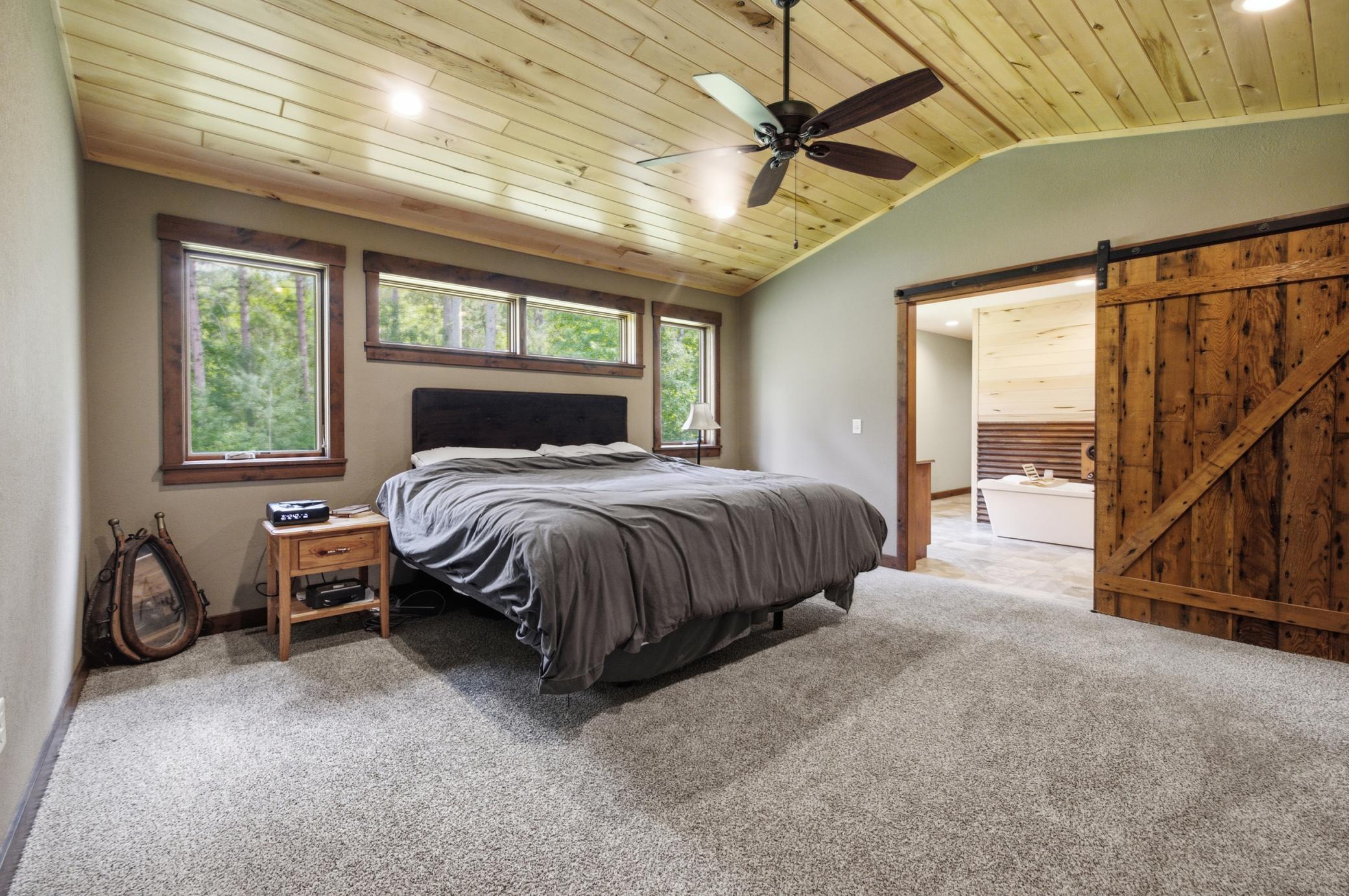 2017 single family home for sale at 3800 Branch Trail in Pequot Lakes, MN — 5 bed, 3 bath (photo 21 of 76)