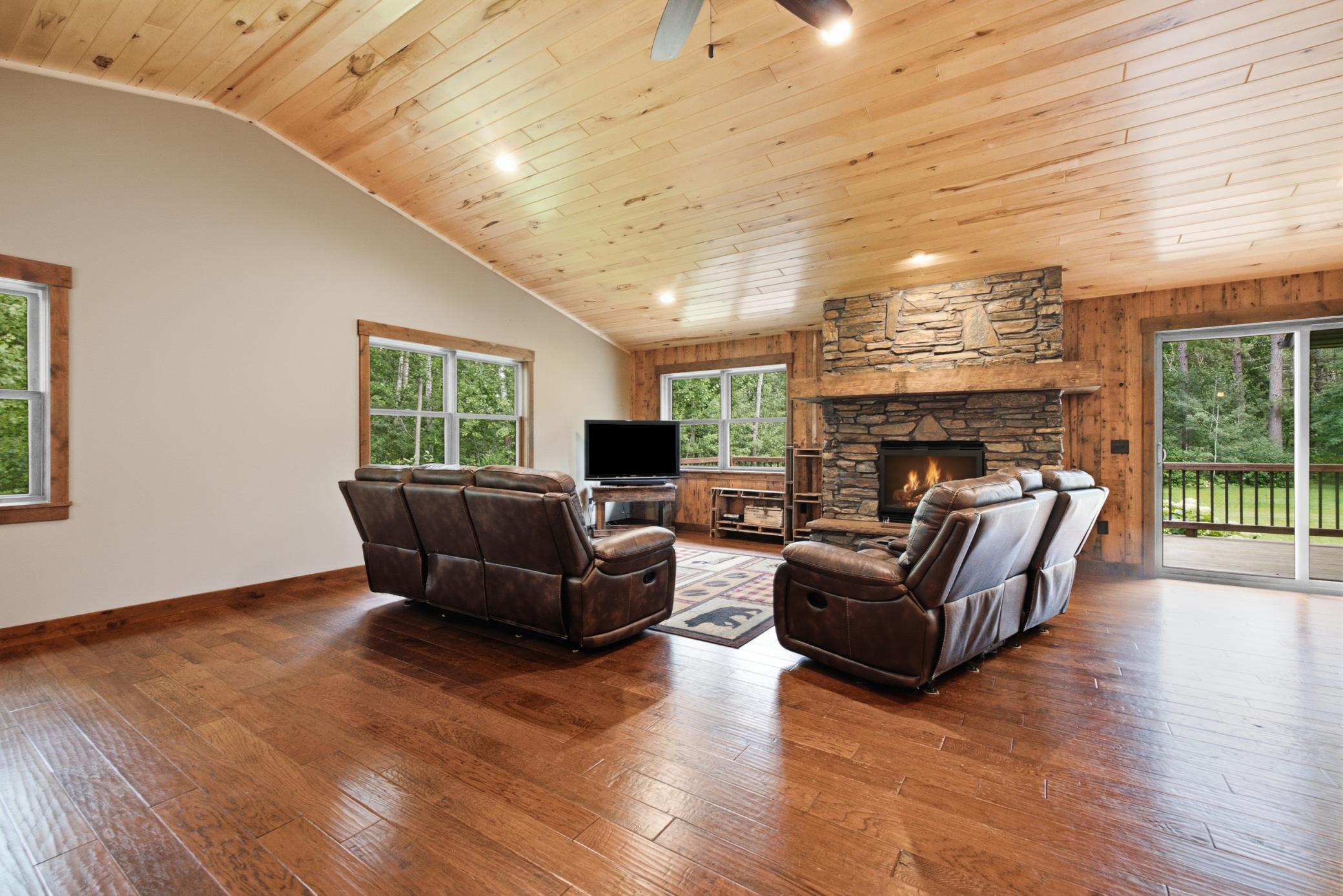 2017 single family home for sale at 3800 Branch Trail in Pequot Lakes, MN — 5 bed, 3 bath (photo 26 of 76)