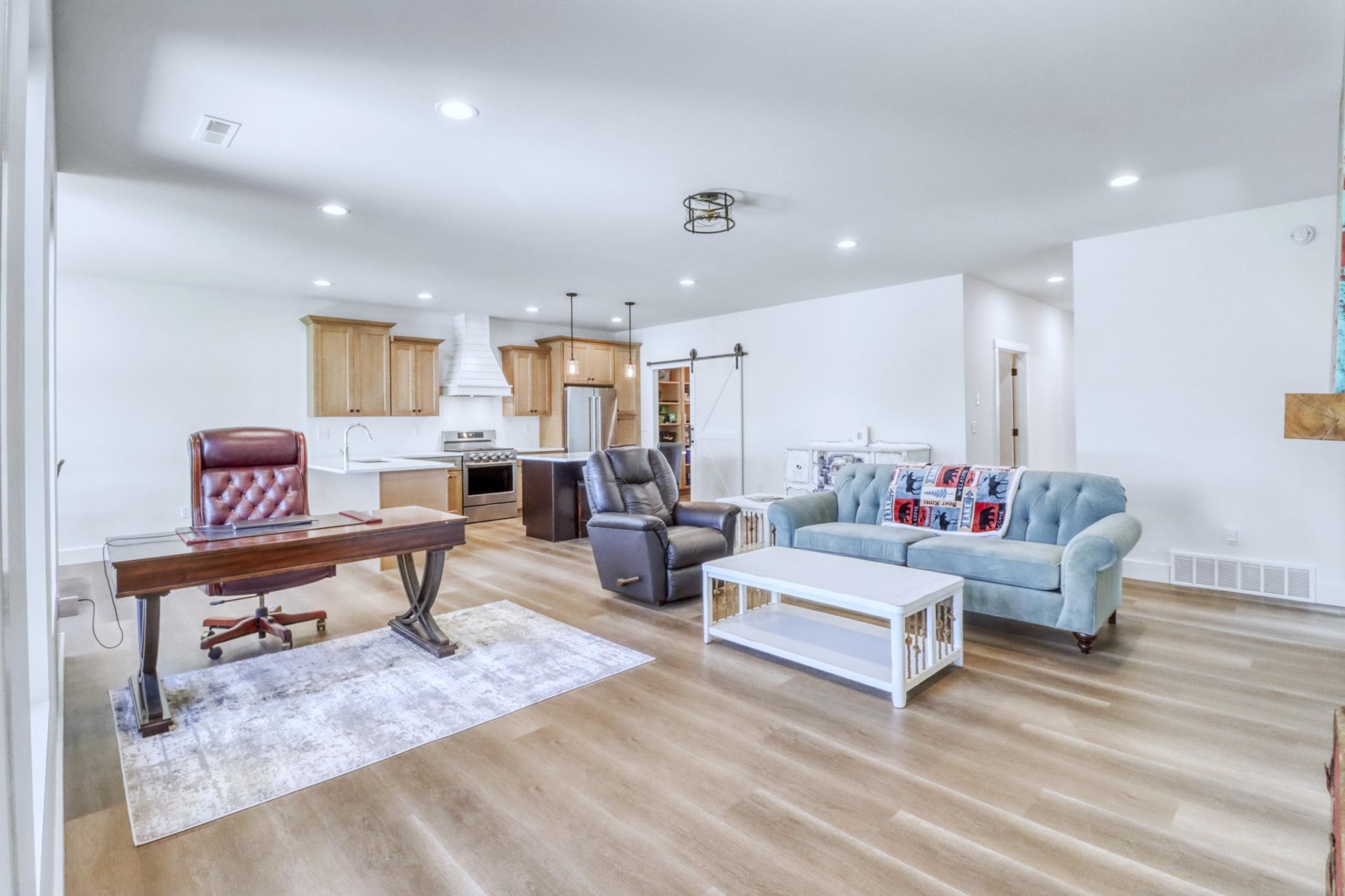 2024 twin home for sale at 117 Altavista Drive in Detroit Lakes, MN — 3 bed, 2 bath (photo 21 of 50)