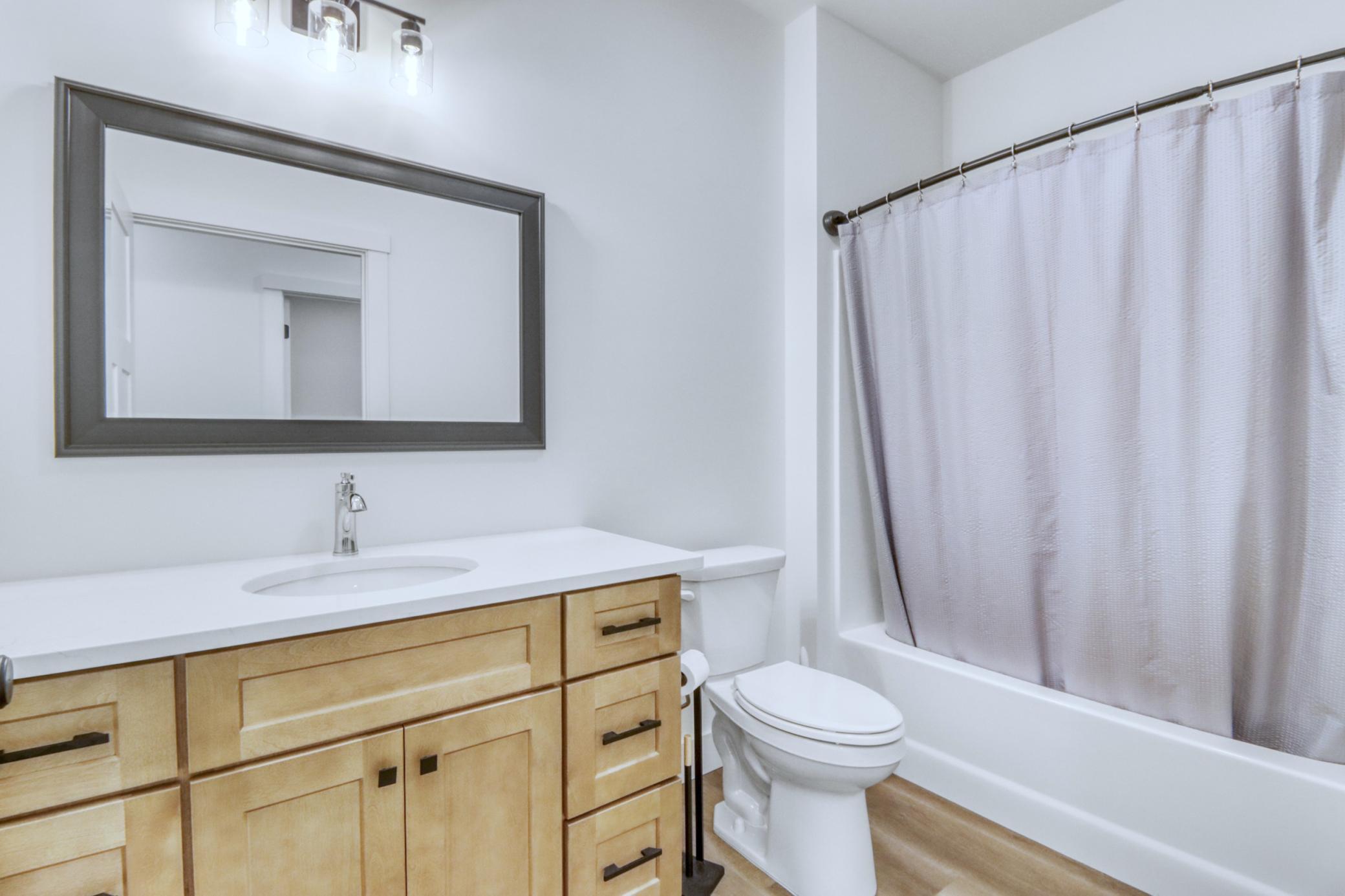 2024 twin home for sale at 117 Altavista Drive in Detroit Lakes, MN — 3 bed, 2 bath (photo 46 of 50)