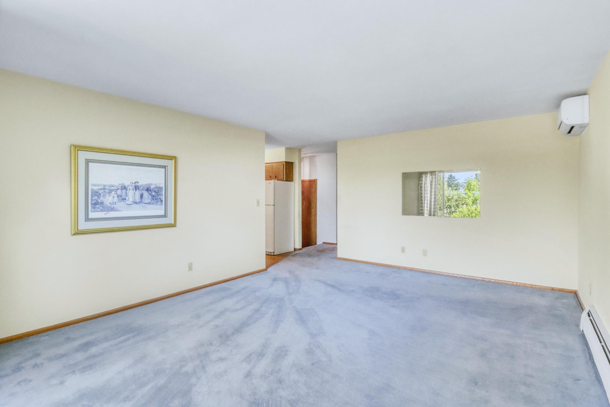 1967 single family home for sale at 2307 11th Street S in Fargo, ND — 4 bed, 2 bath (photo 17 of 46)