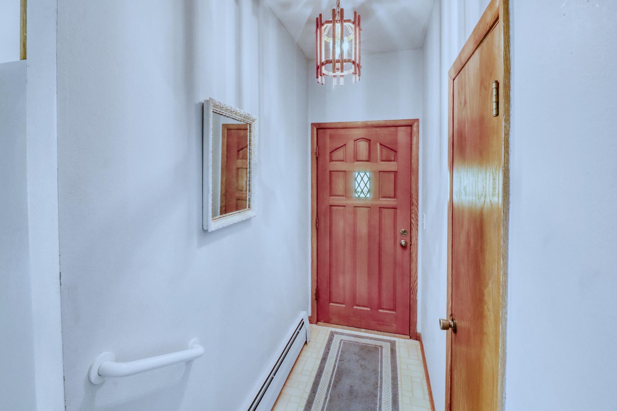 1967 single family home for sale at 2307 11th Street S in Fargo, ND — 4 bed, 2 bath (photo 20 of 46)
