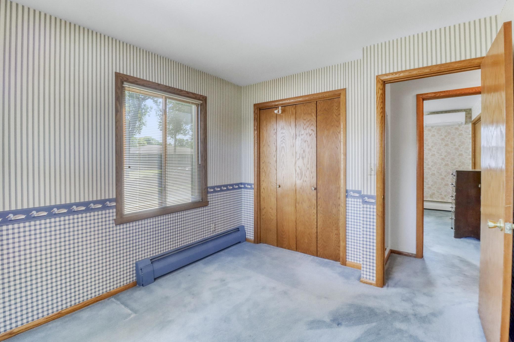 1967 single family home for sale at 2307 11th Street S in Fargo, ND — 4 bed, 2 bath (photo 25 of 46)