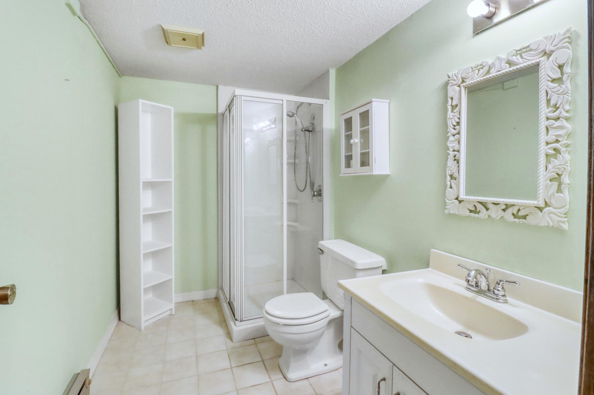1967 single family home for sale at 2307 11th Street S in Fargo, ND — 4 bed, 2 bath (photo 36 of 46)